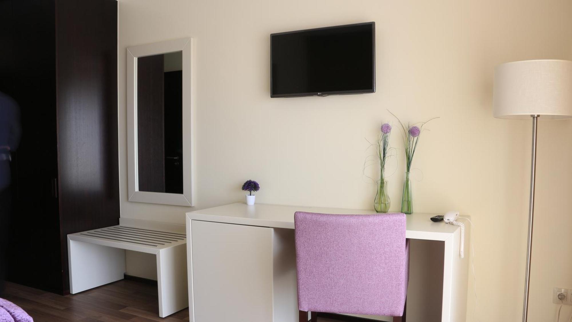Double or Twin Room Sea View