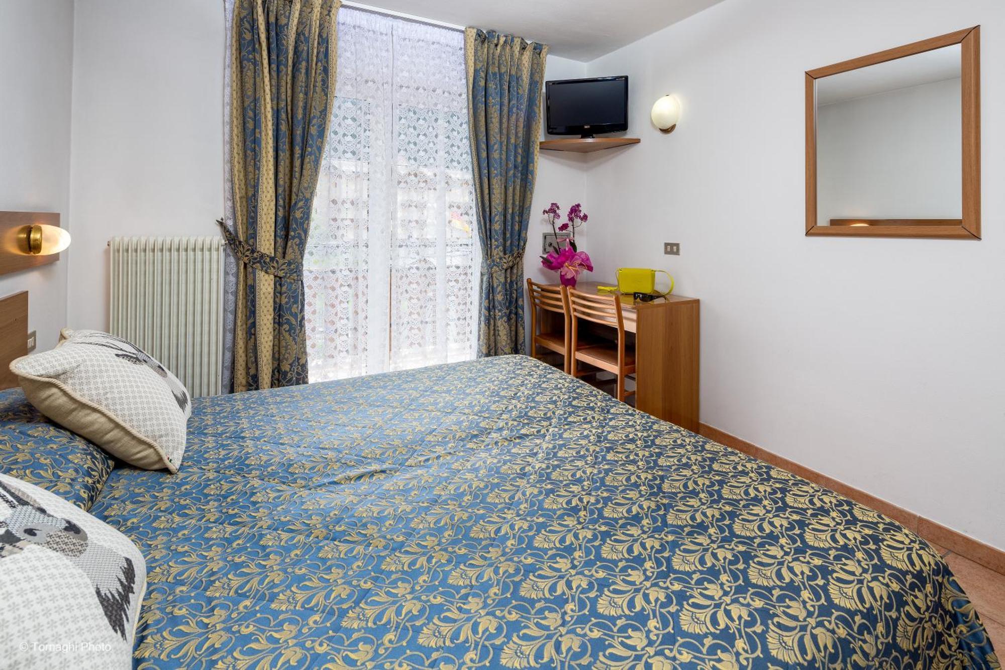 Double or Twin Room,1447047181:JPEG