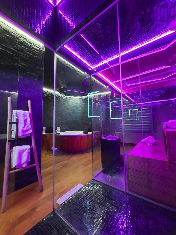 Suite Lit Queen-Size avec Baignoire Spa