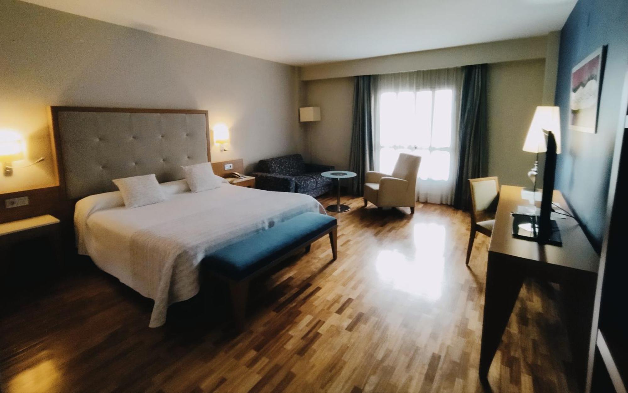Junior Suite,1187130616:JPEG