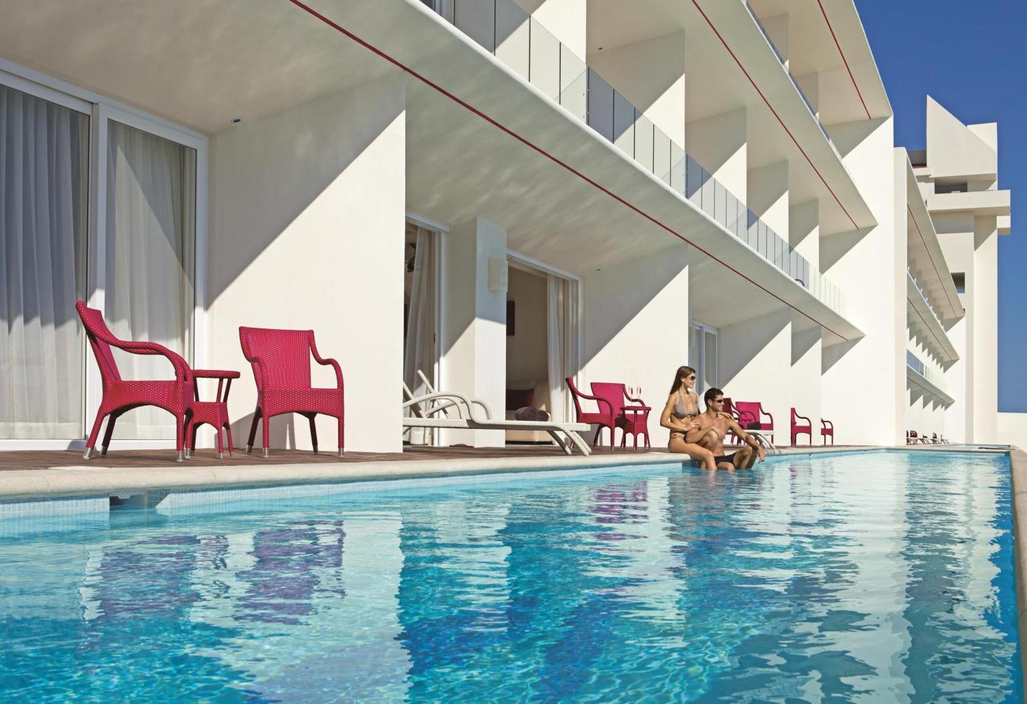 Suite Junior Preferred Club con acceso directo a la piscina