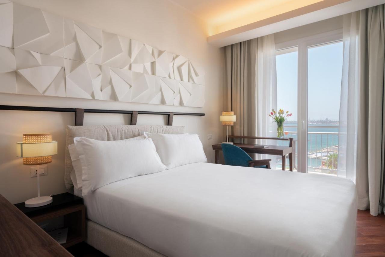 Superior French Bed Room Sea View