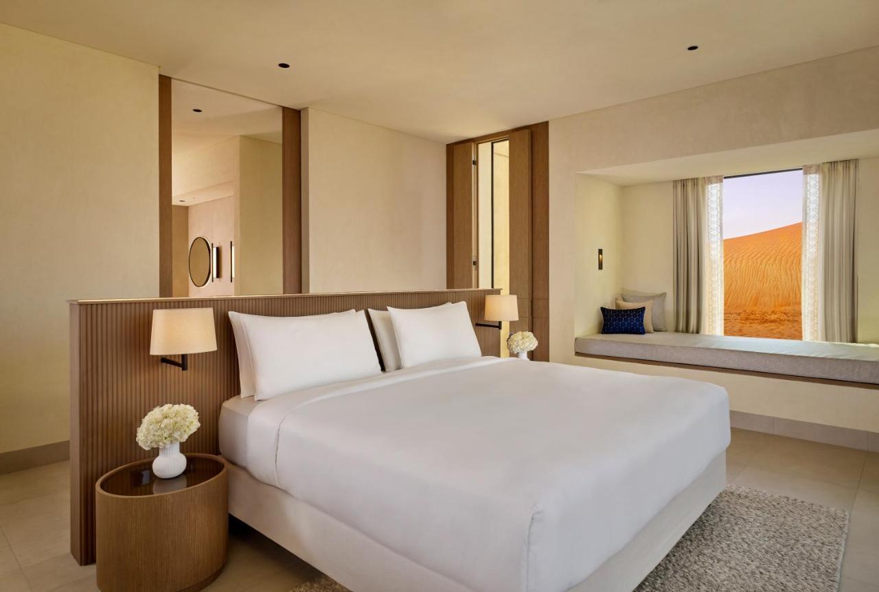 Villa 2 Chambres Sunset Signature avec Piscine Privée et Salle de Sport, Minibar Gratuit et Service de Majordome