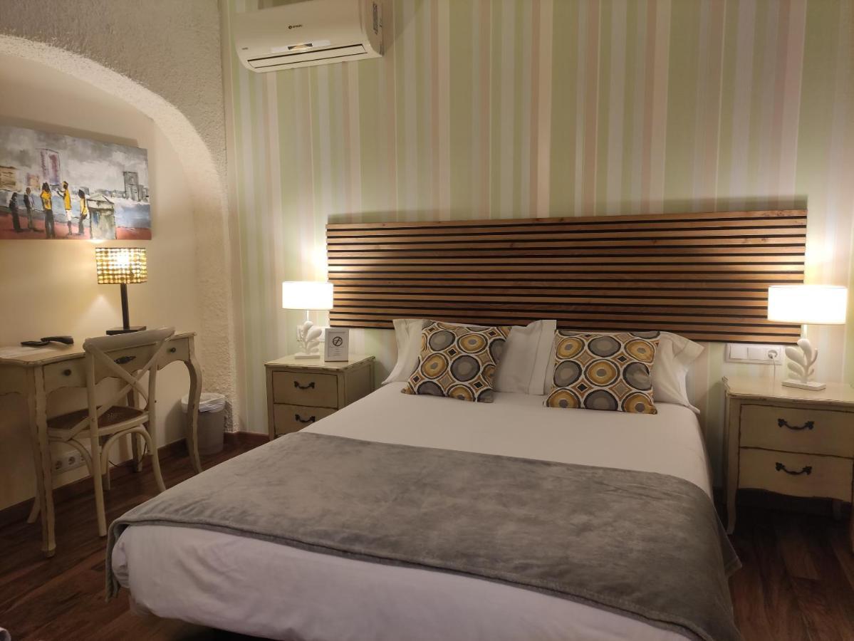 Double Room Terrace,1378560053:JPEG
