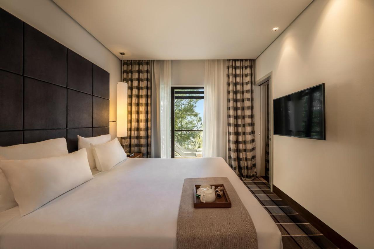 Junior Suite,1588049985:JPEG