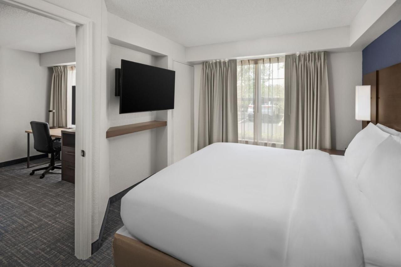 One Bedroom King Suite,1636745563:JPEG