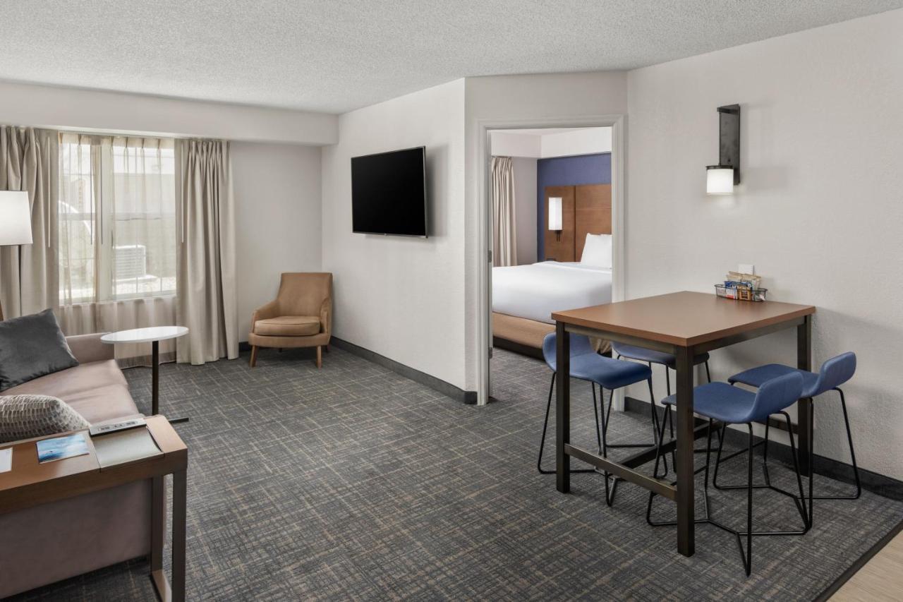 2 Bedroom Suite,1636745556:JPEG