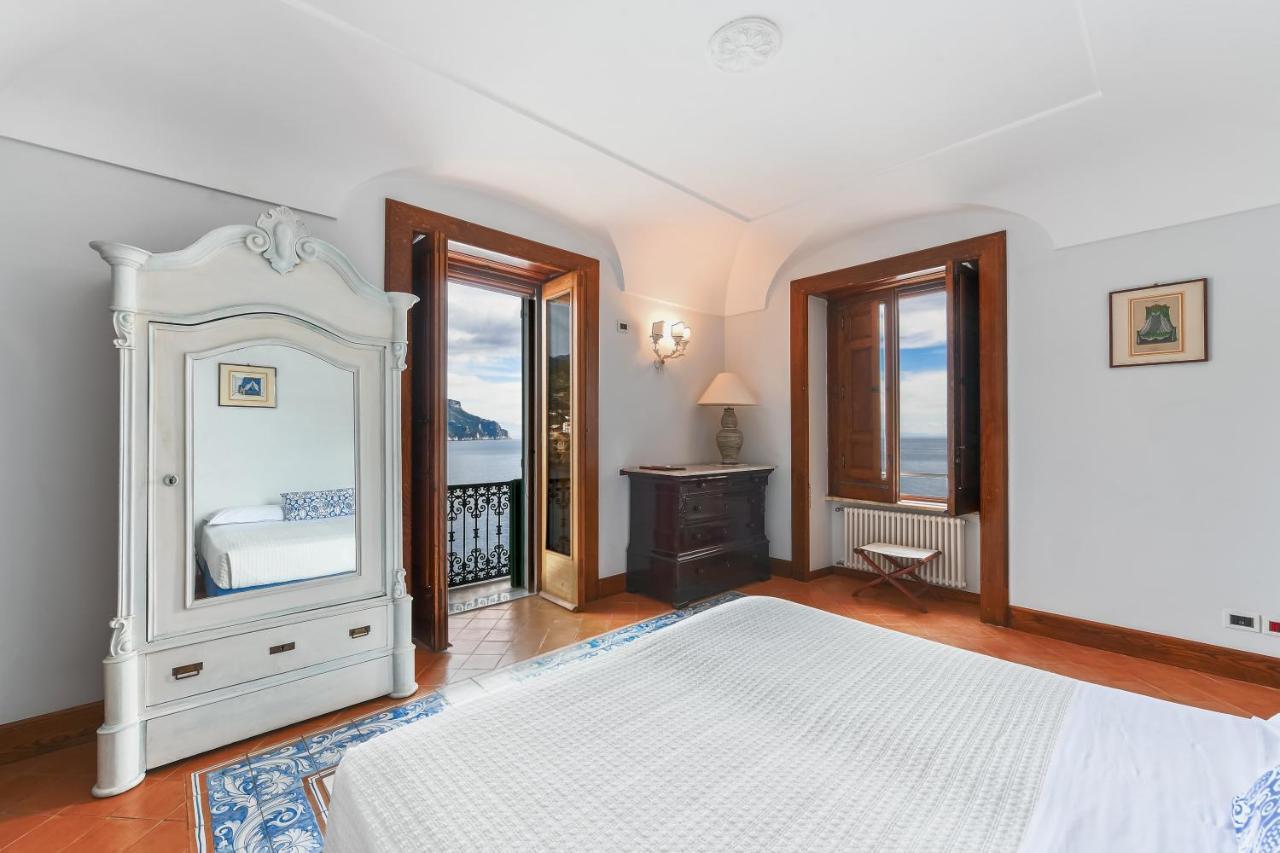 Two-Bedroom Apartment Sea View Separate Building,1498644955:JPEG