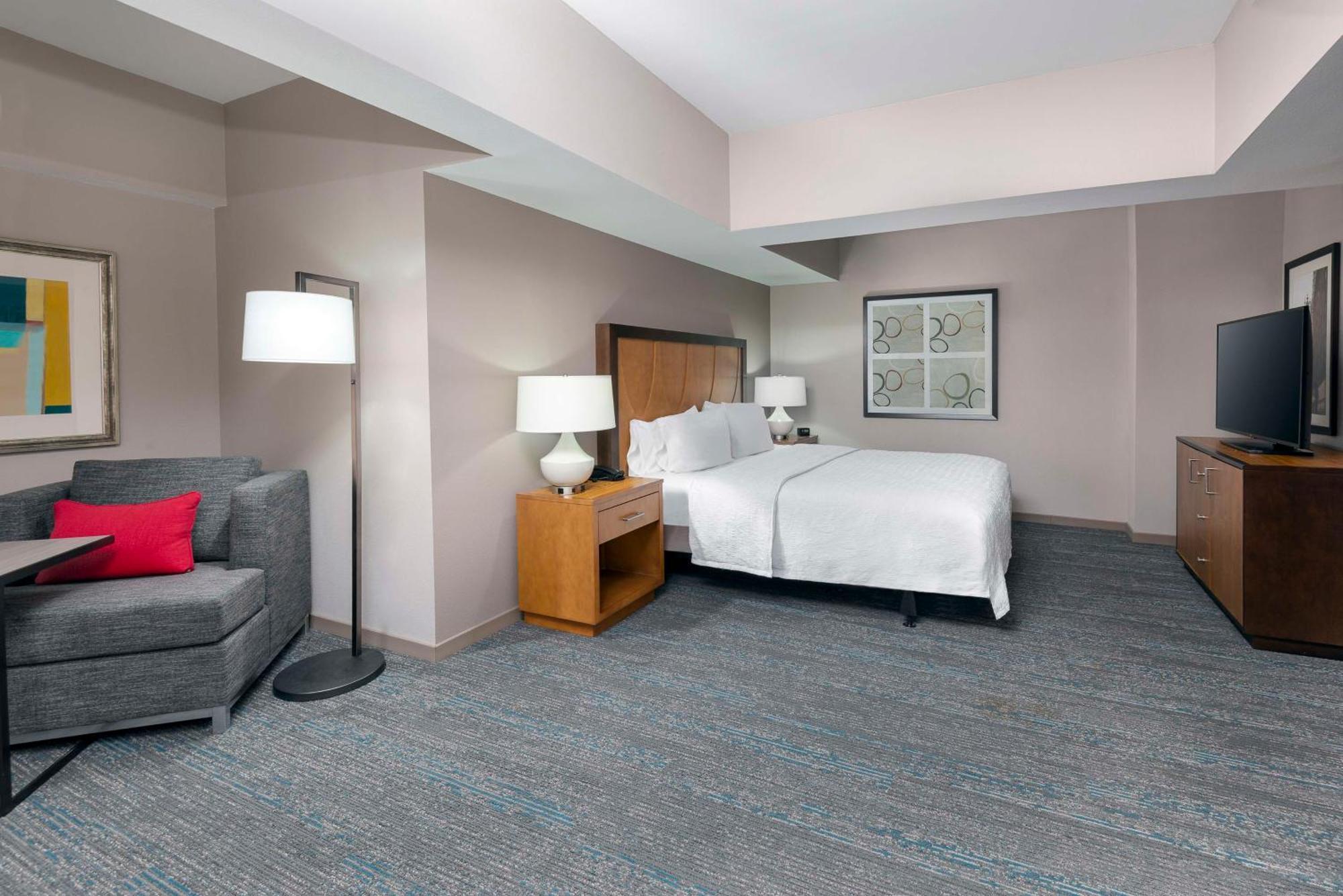 King Room - Mobility Access/Non-Smoking