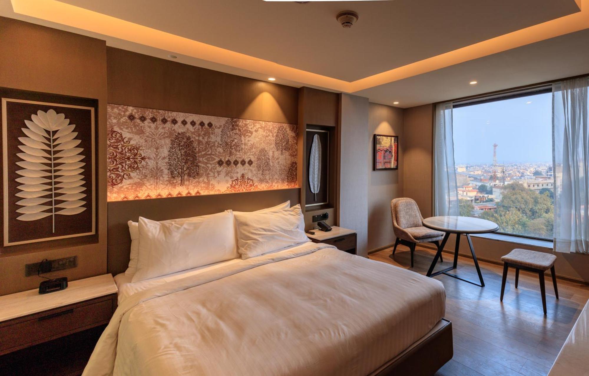 Courtyard Suite - Enjoy 20% discount on Food and Beverages along with Complimentary Golden Temple transfers daily at 4am and 8pm