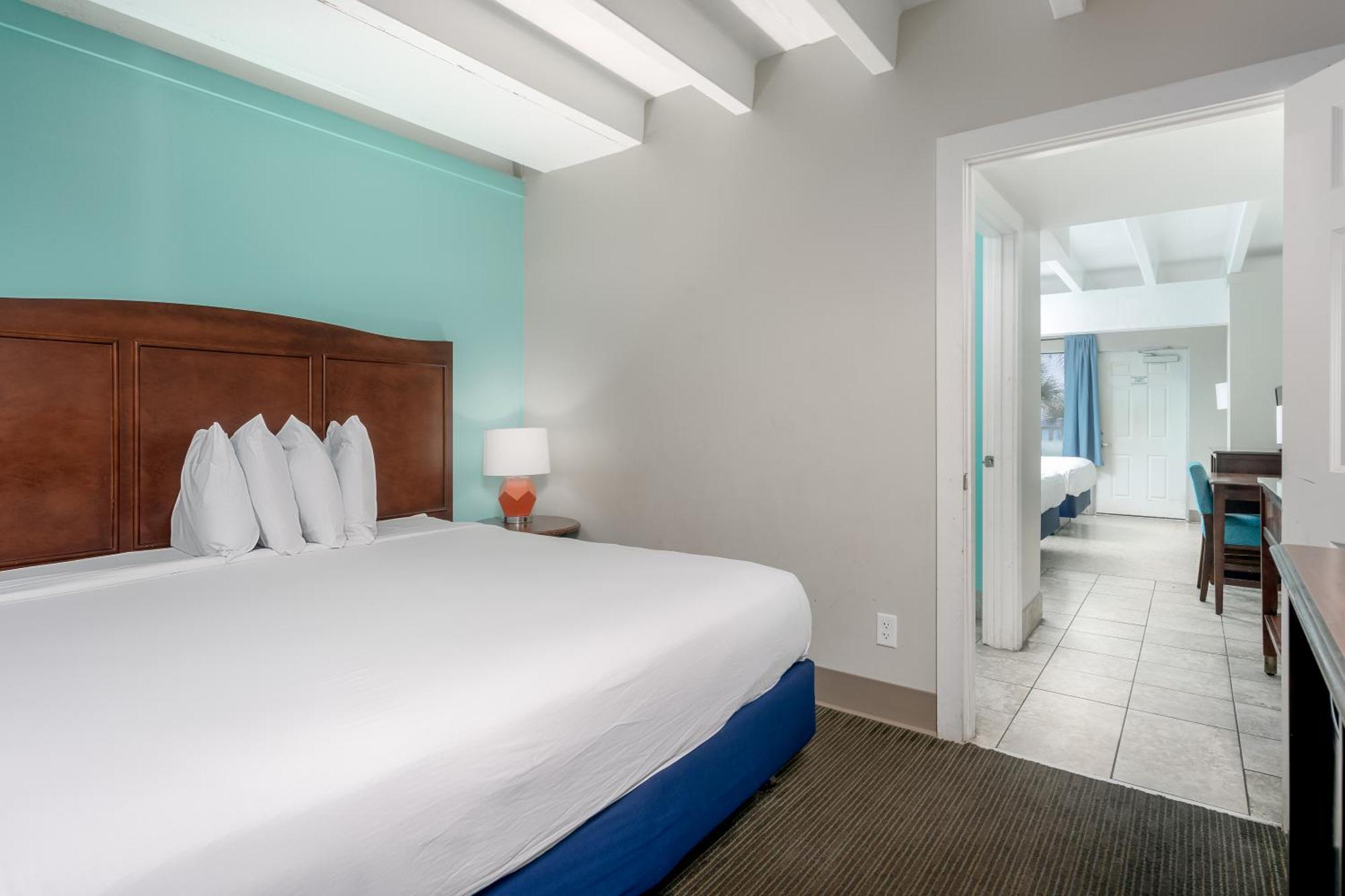 Deluxe Triple Room Sea View
