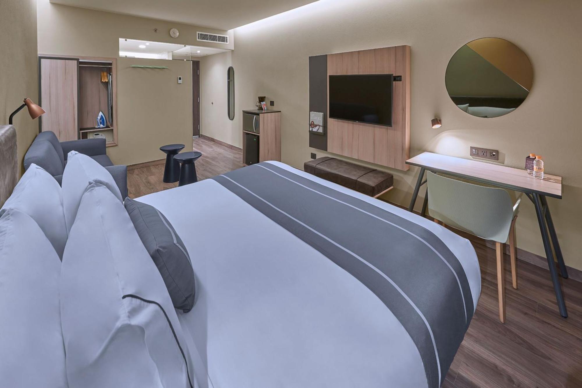 King Suite Sofa Bed