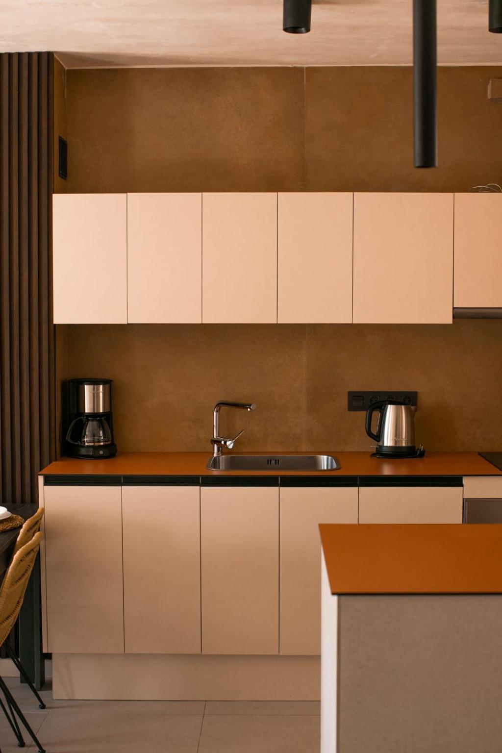 One-Bedroom Deluxe Apartment