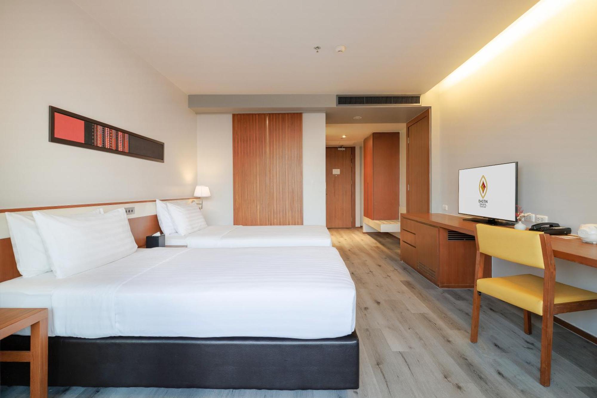Superior Premium with Bathtub