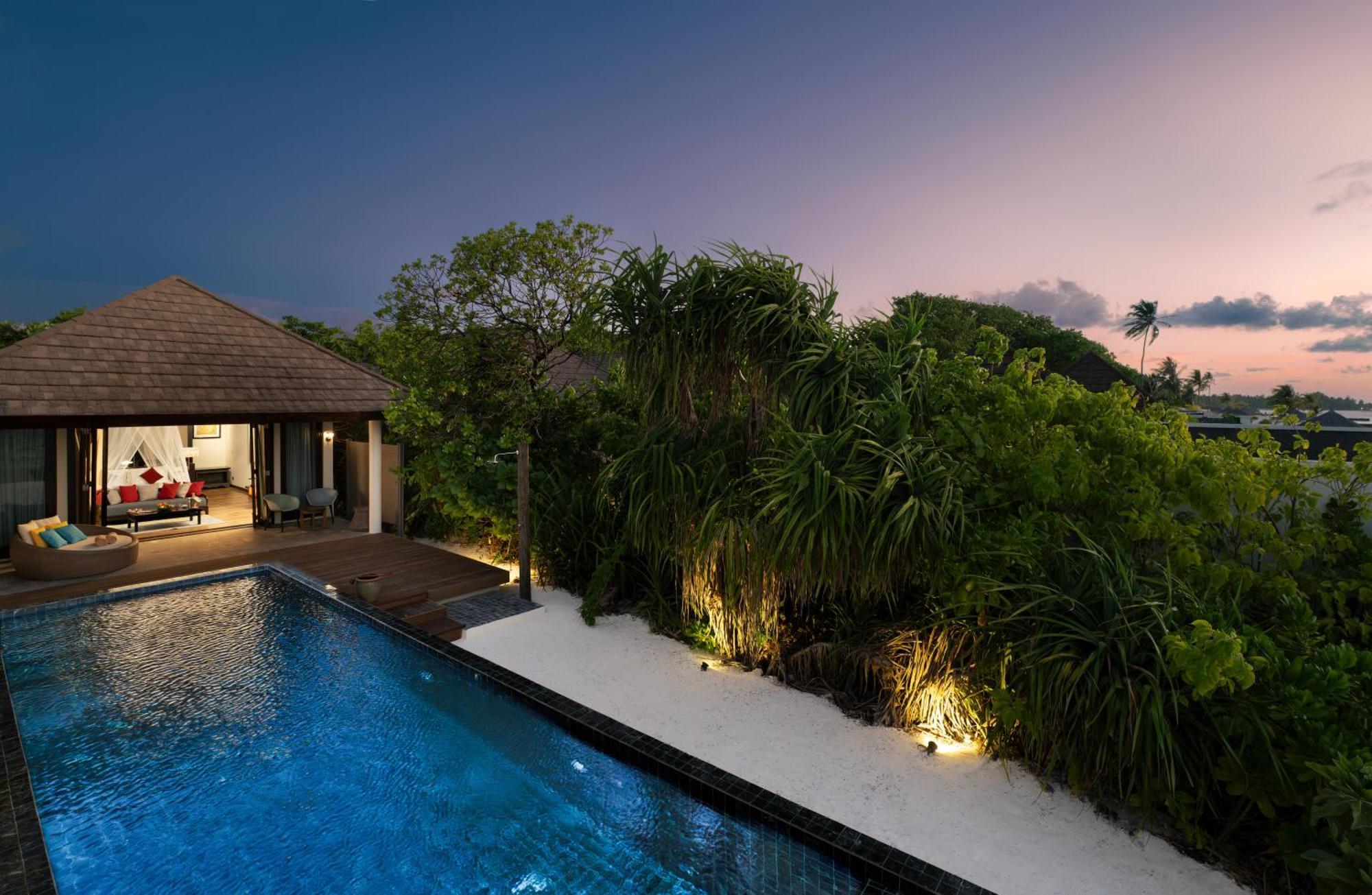 Kanifushi Beach Villa Pool
