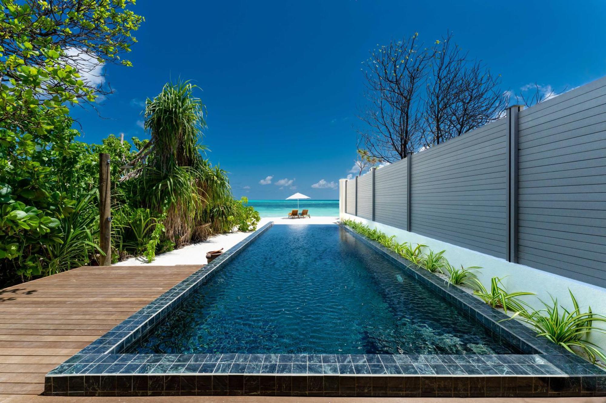 Kanifushi Beach Villa Pool