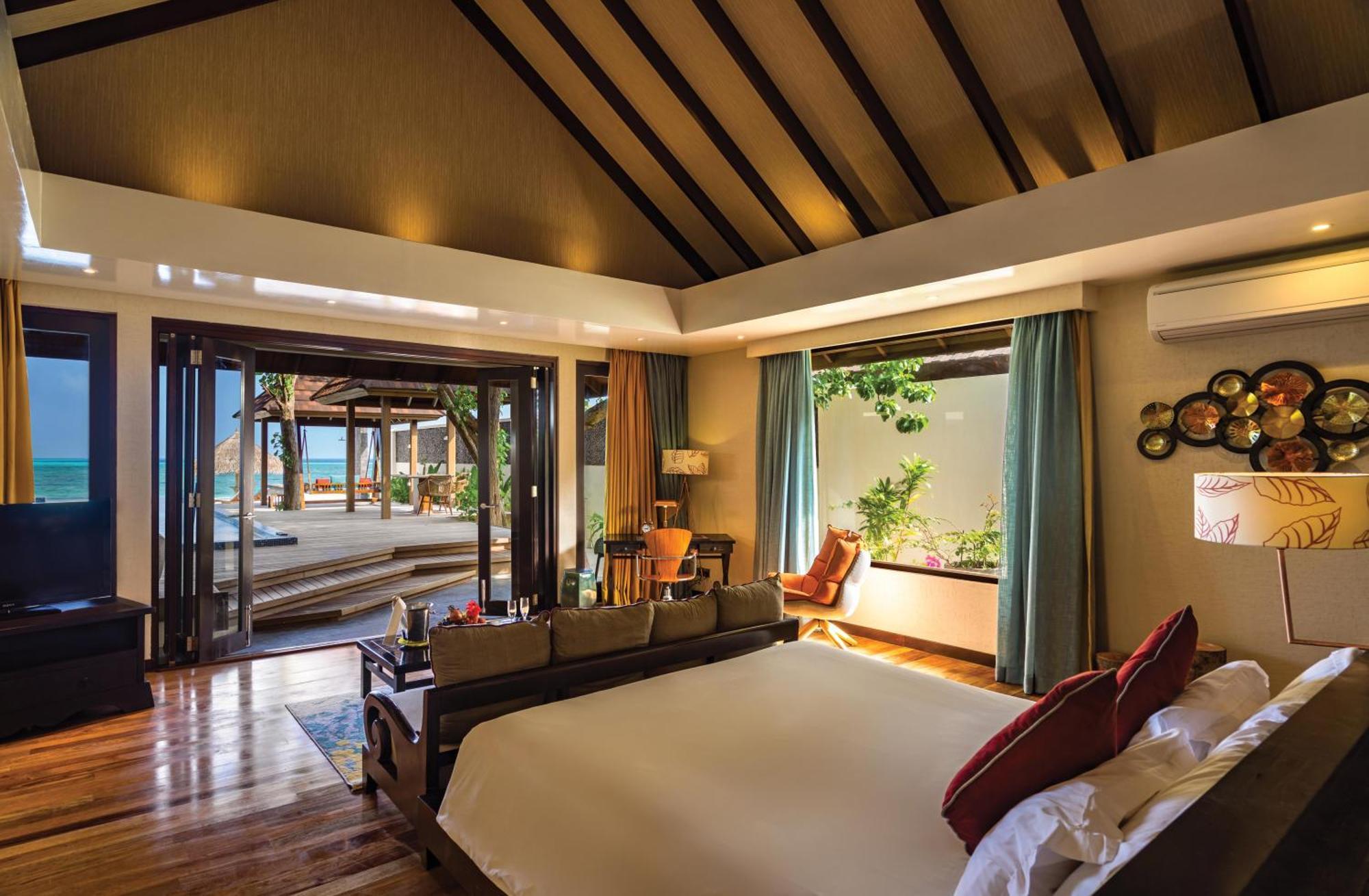 Kanifushi Grand Pool Villa