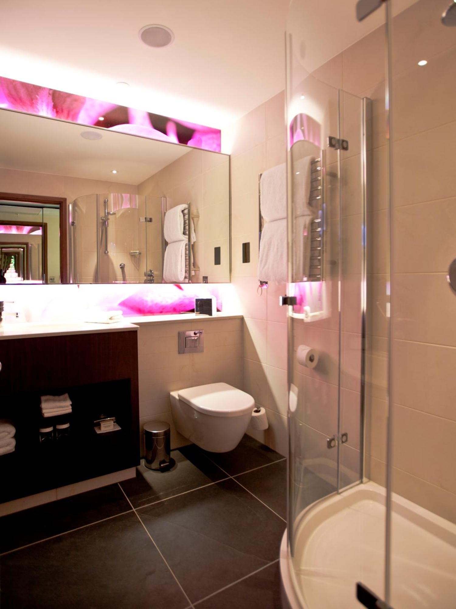 Quarto com 2 Camas de Solteiro