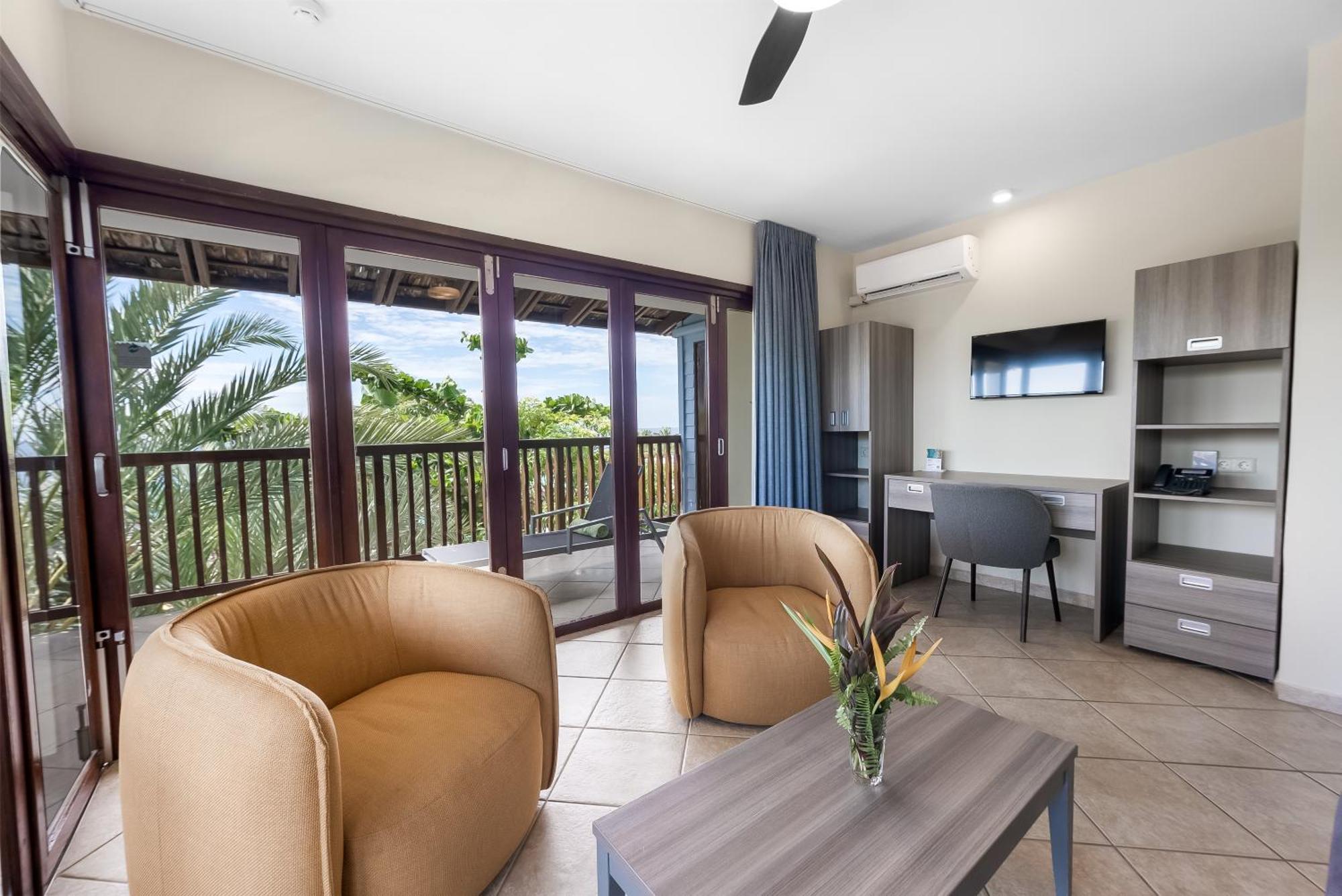 Deluxe Two-Bedroom Apartment