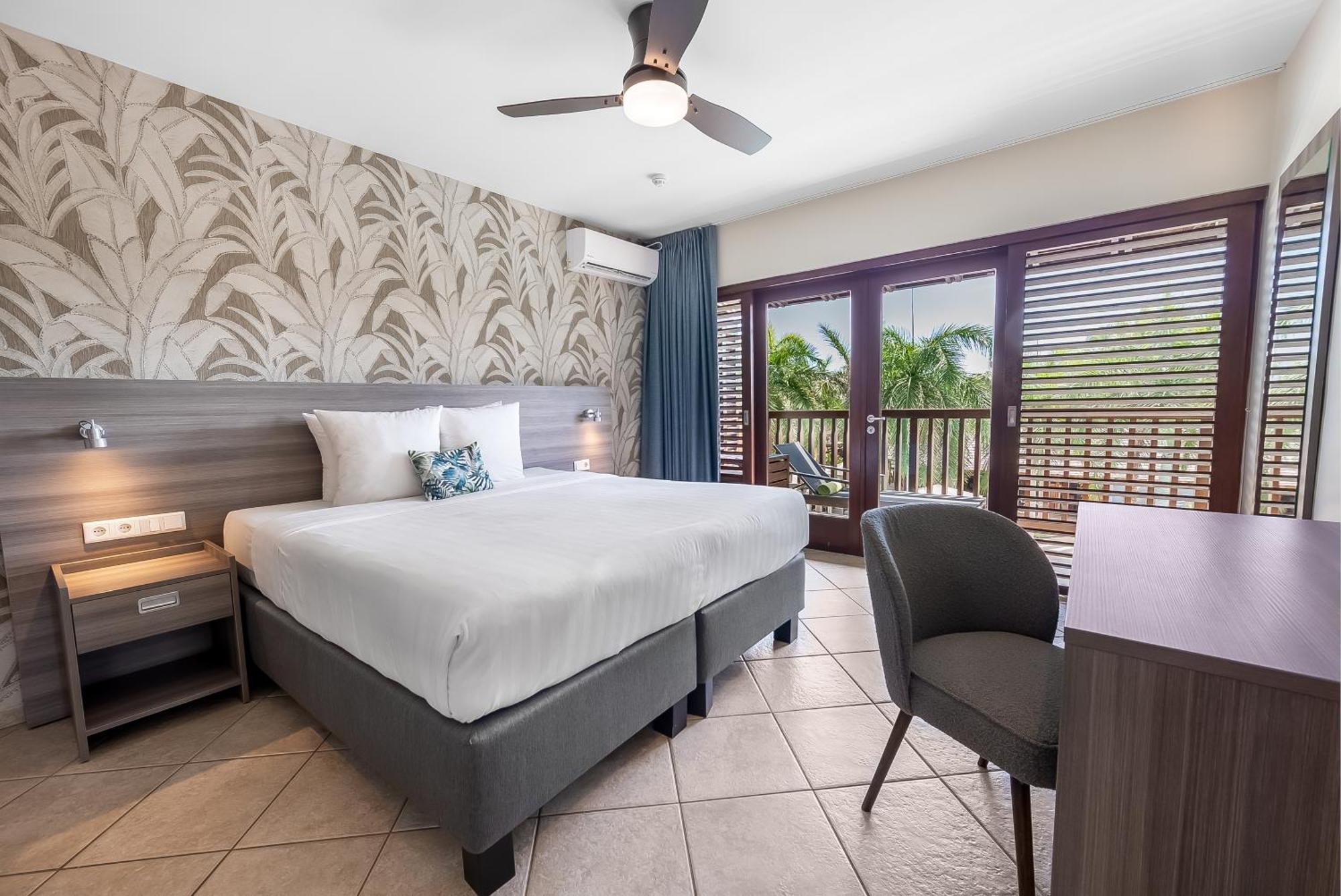 Deluxe Two-Bedroom Apartment