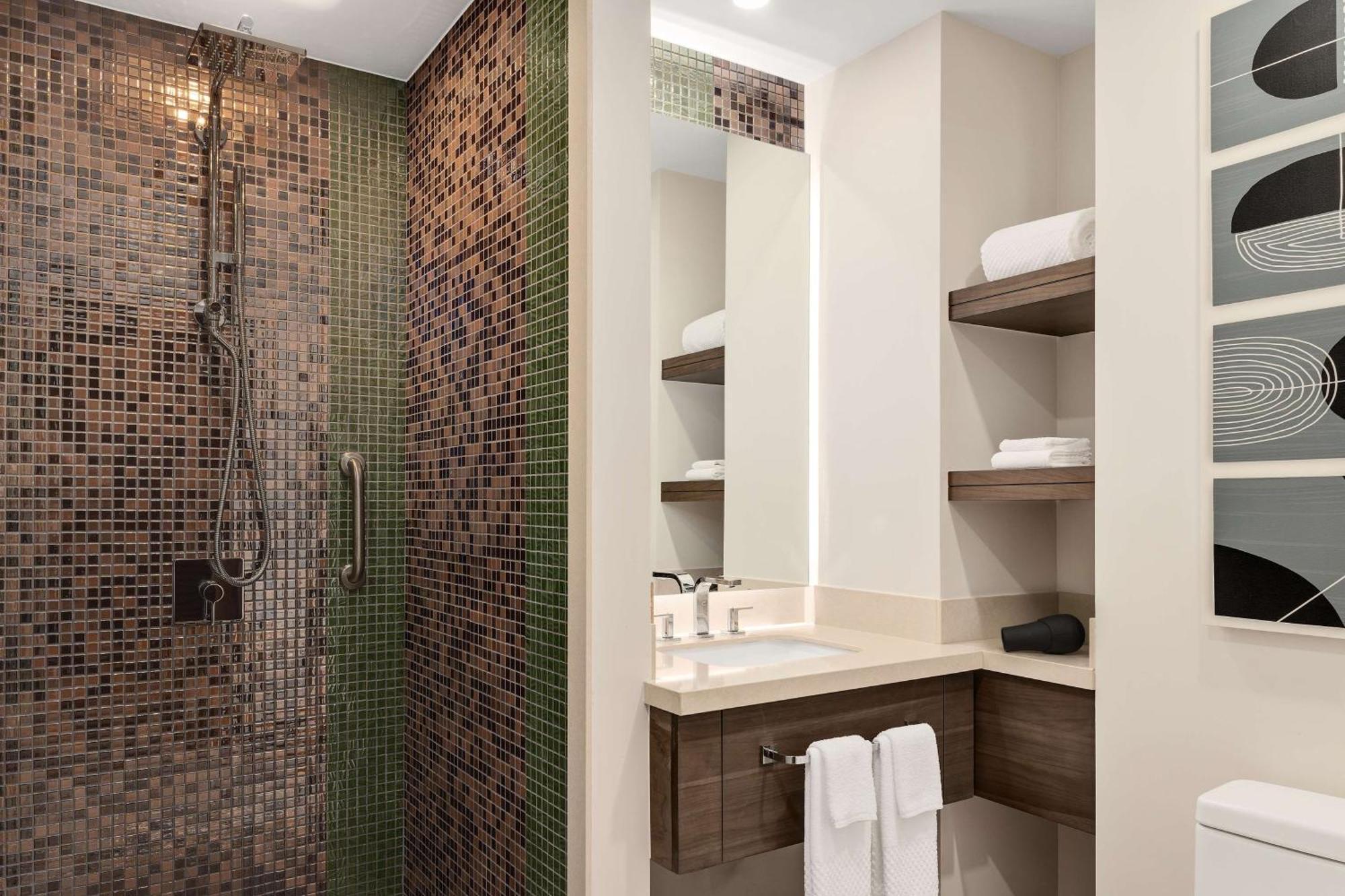 Two-Bedroom Suite