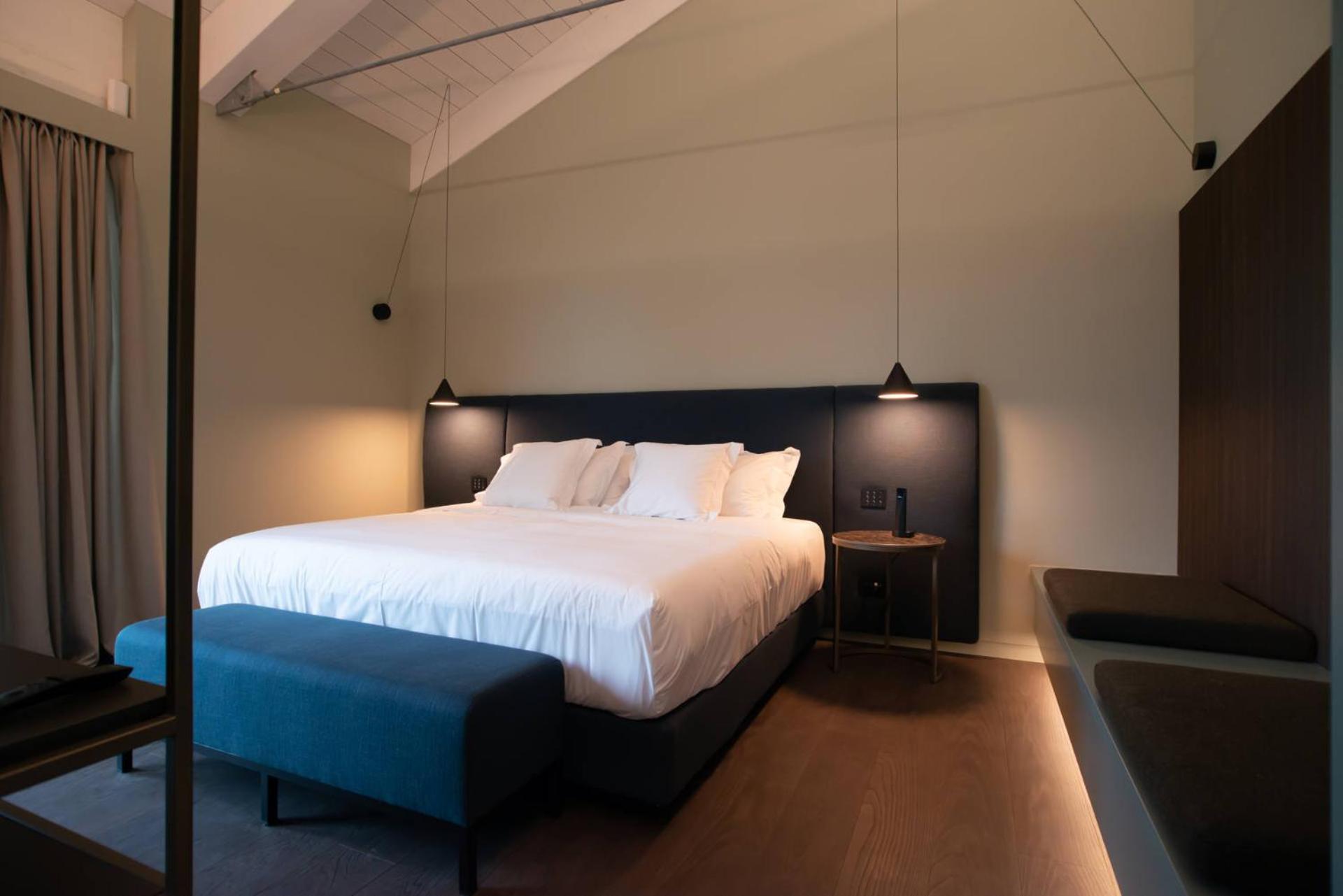 Junior Suite,1530379708:JPEG