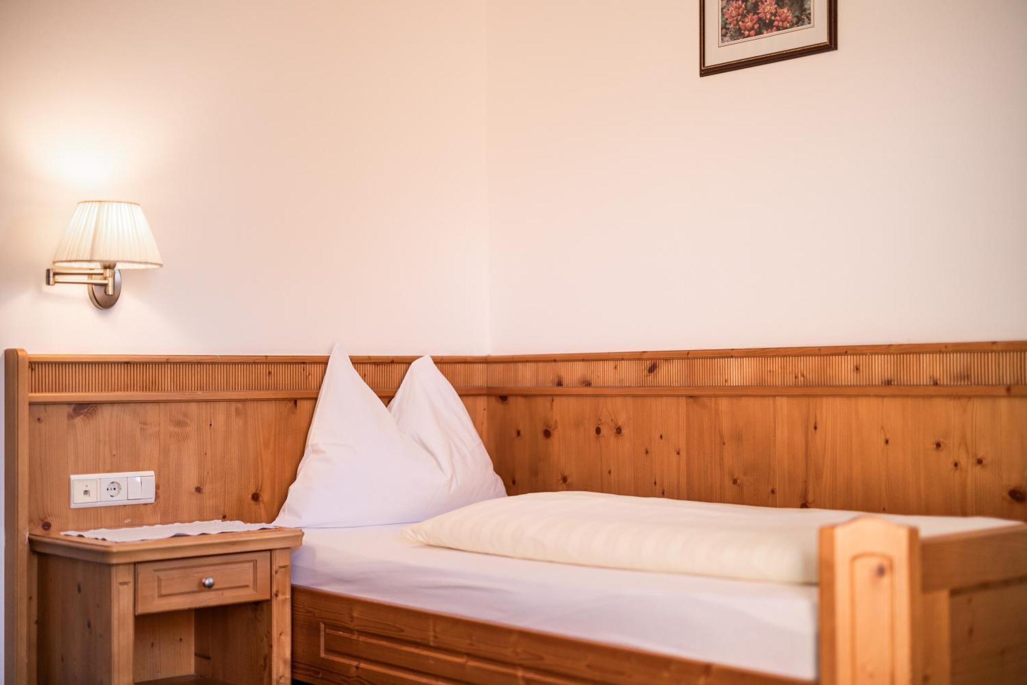 Superior Single Room,1534136638:JPEG