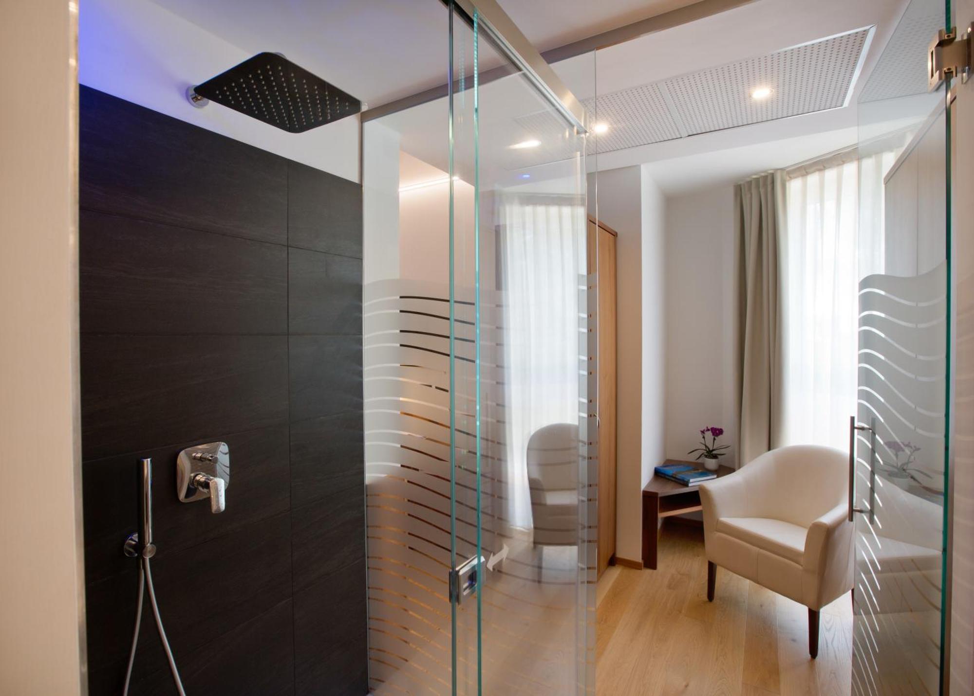 Deluxe Junior Suite