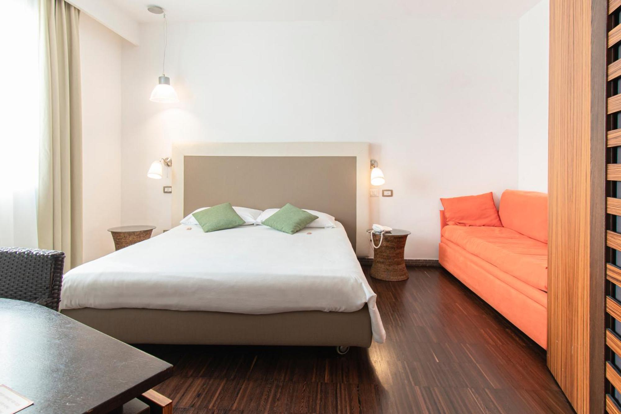 Classic Triple Room