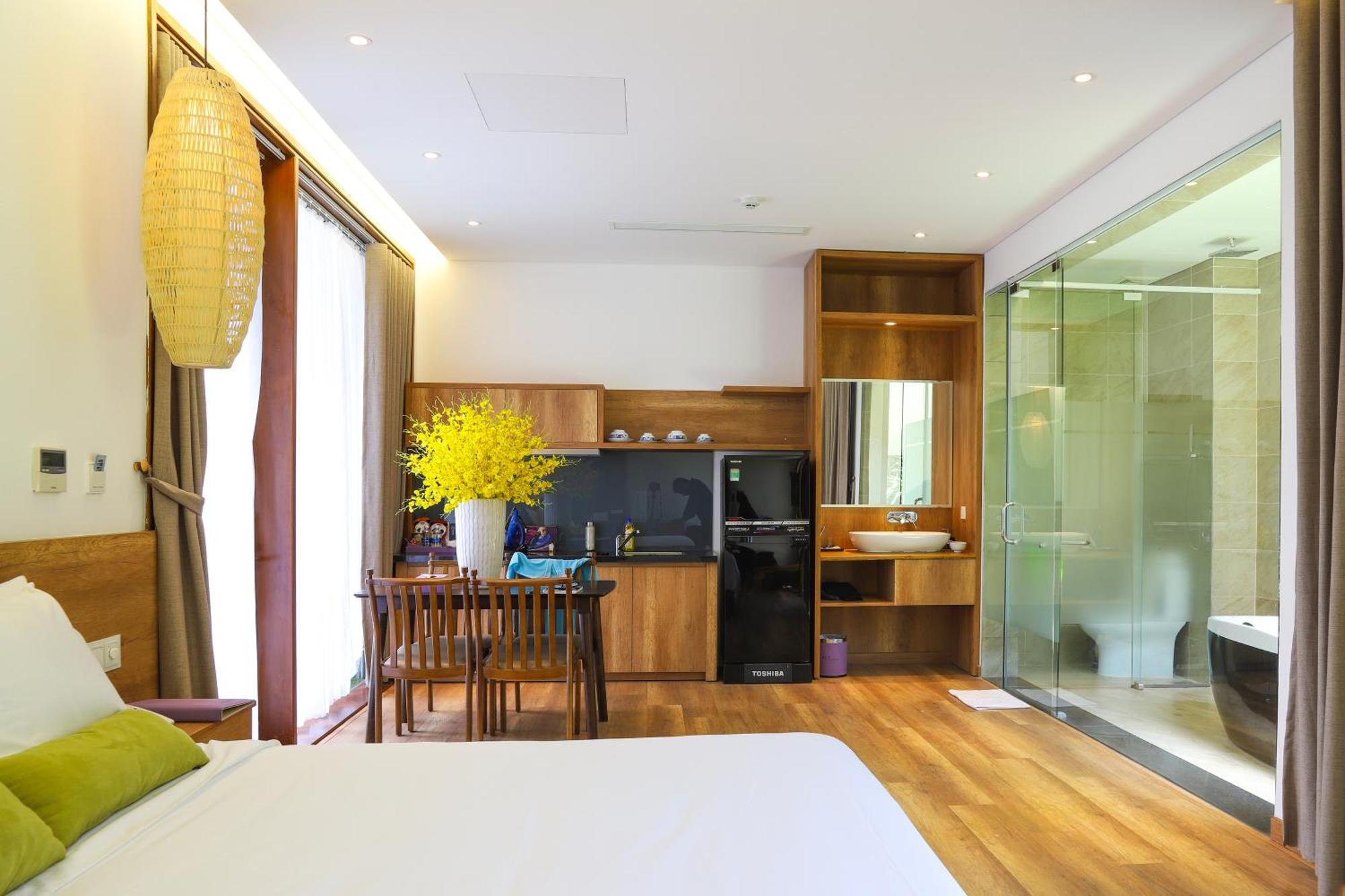 Deluxe Apartment