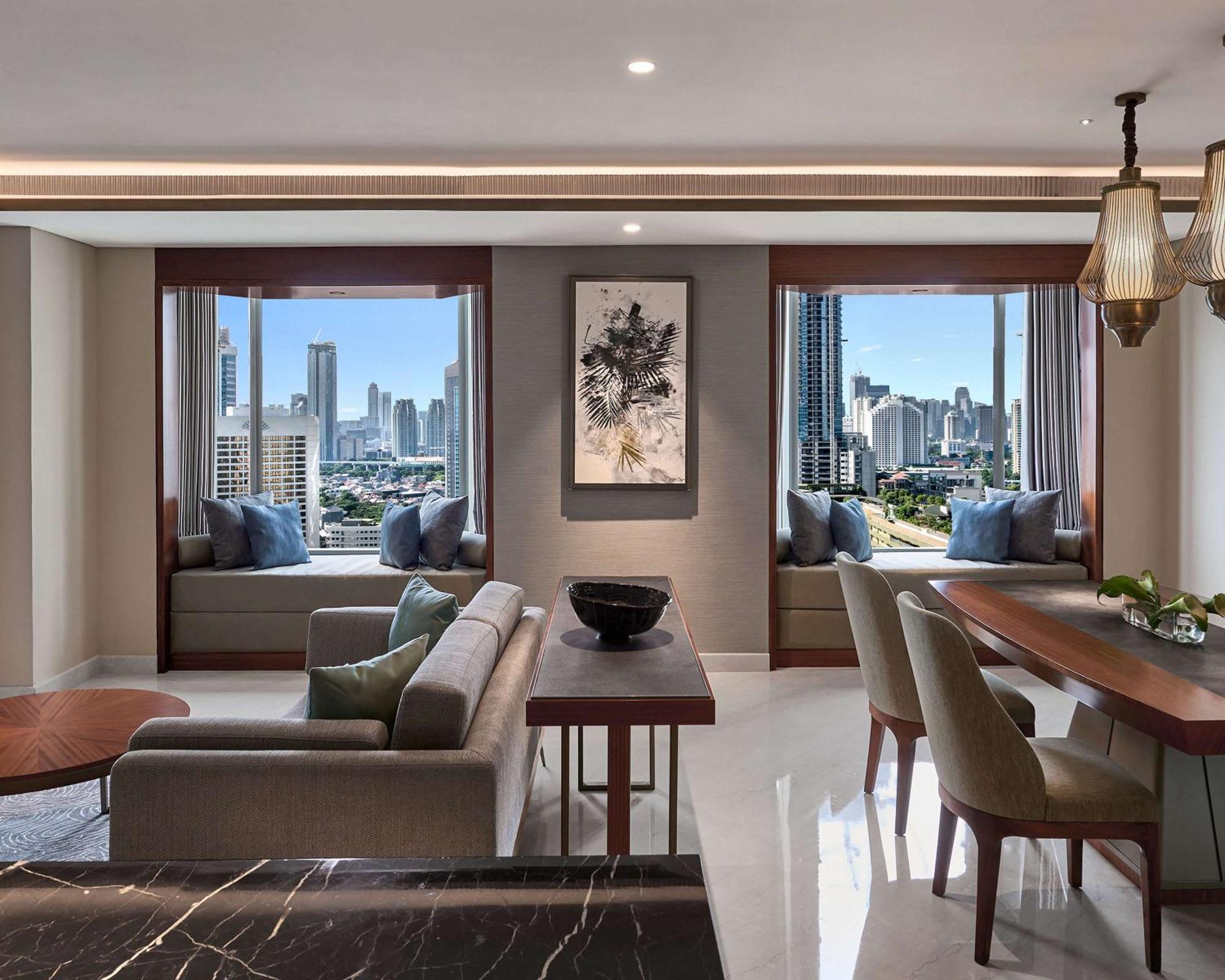 Capital Suite City View