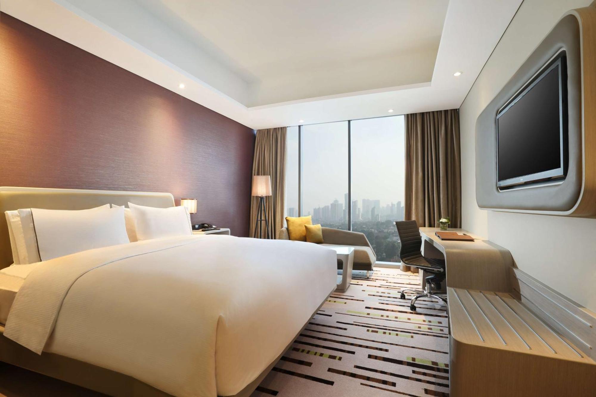 Executive King Room Lounge Access