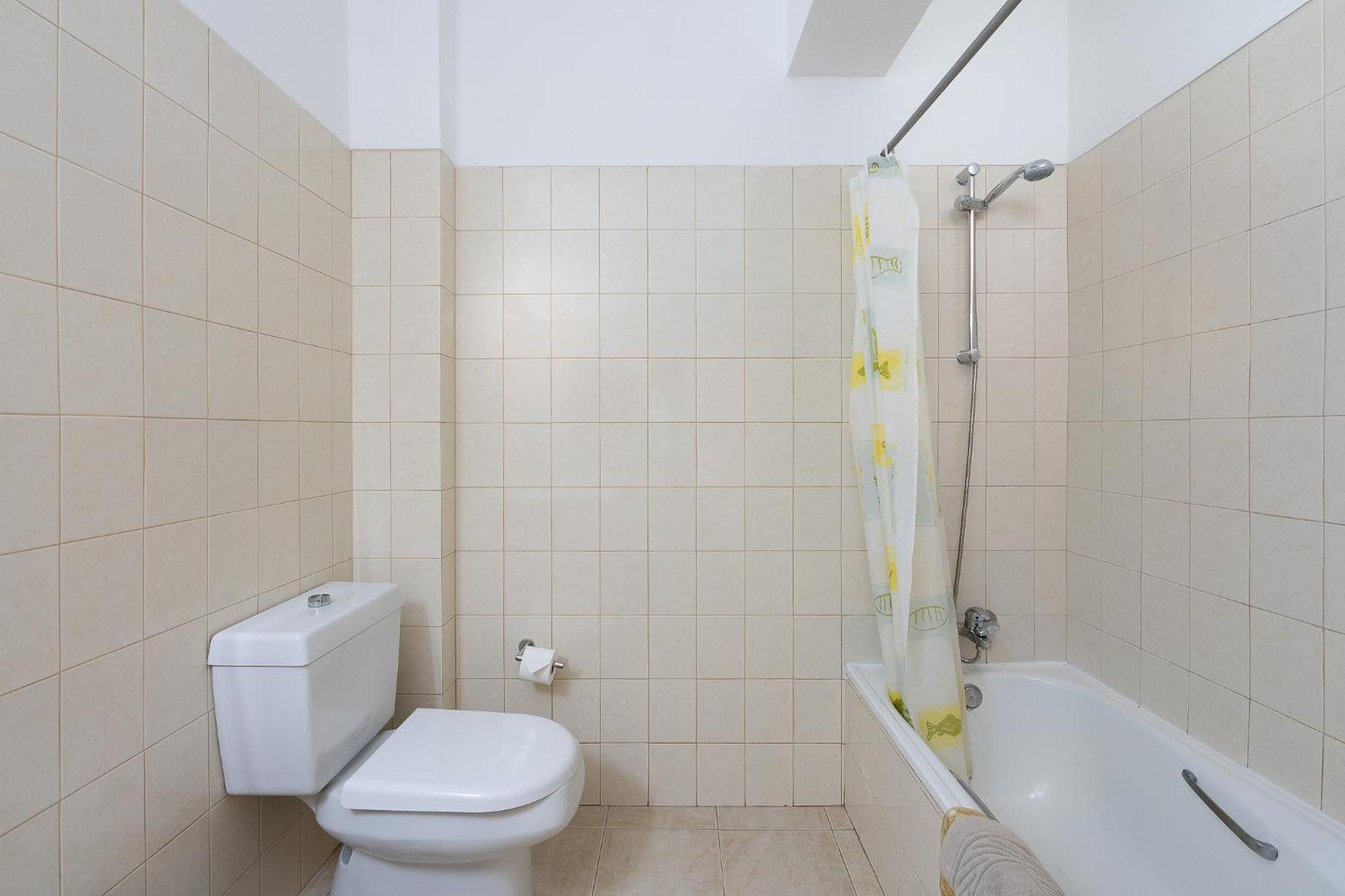 Superior One-Bedroom Apartment,1541974372:JPEG