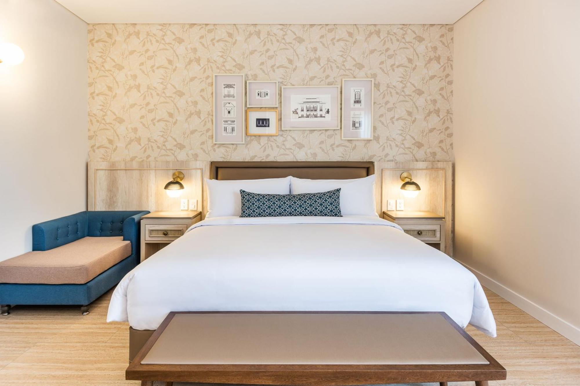 Deluxe King Room Guest room 1 King,1543023400:JPEG