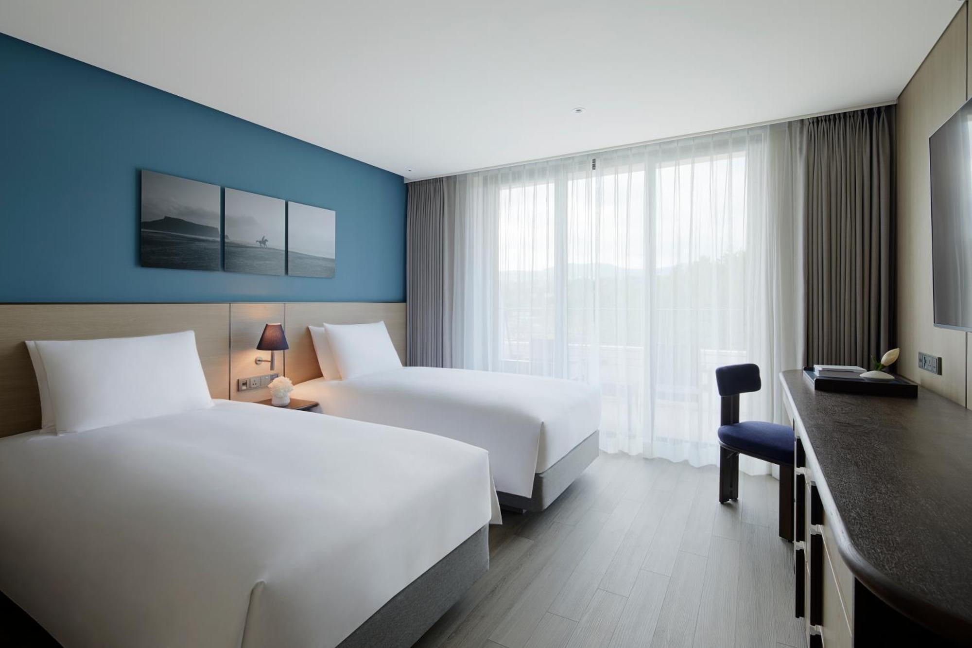 Quarto Deluxe com 2 Camas de Solteiro