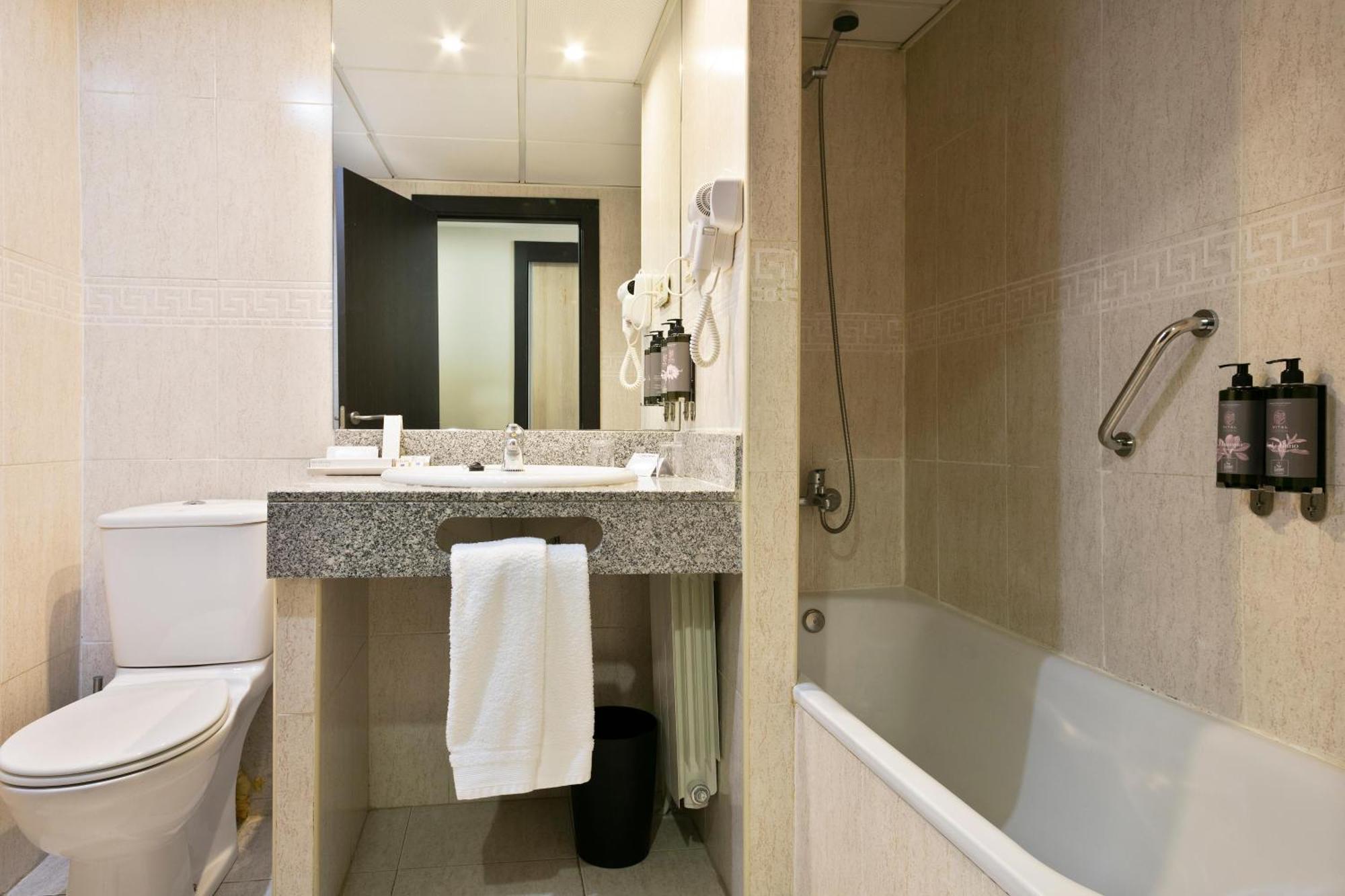 Exterior Double Room 1 or