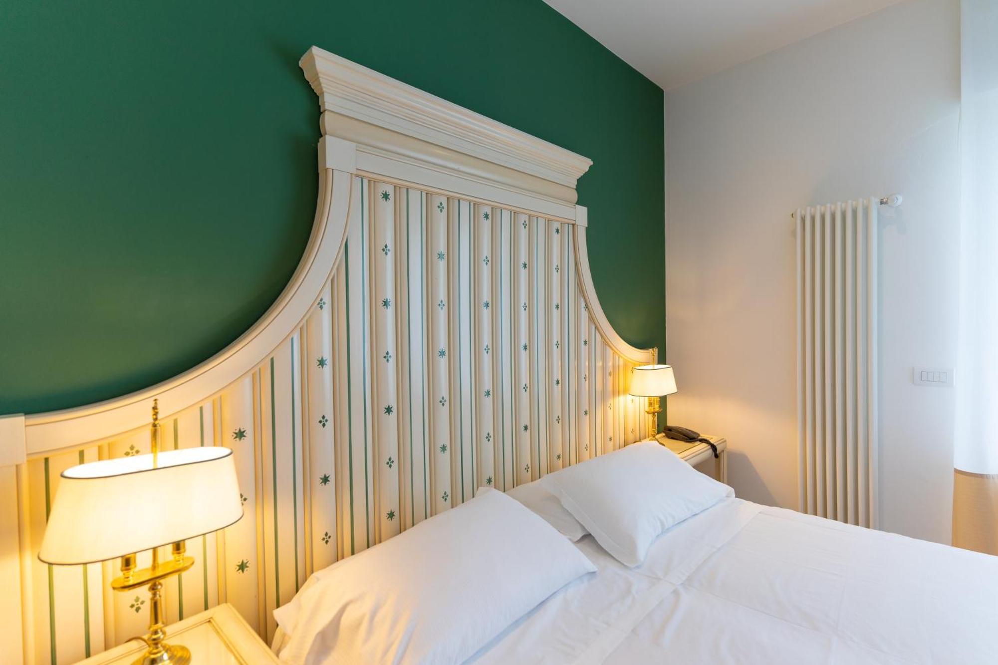 Classic Double or Twin Room,1547951809:JPEG