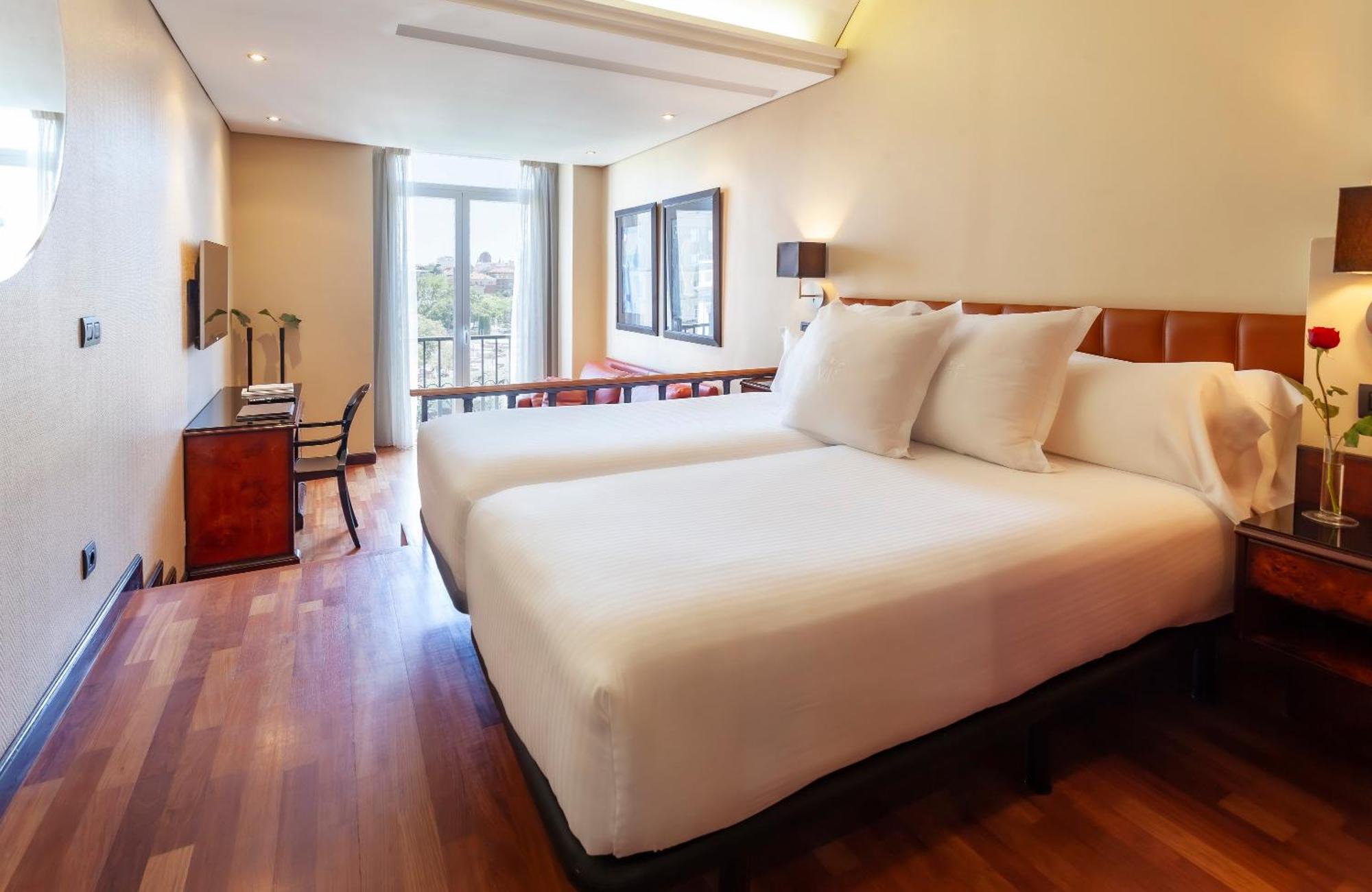 Superior Double or Twin Room City View