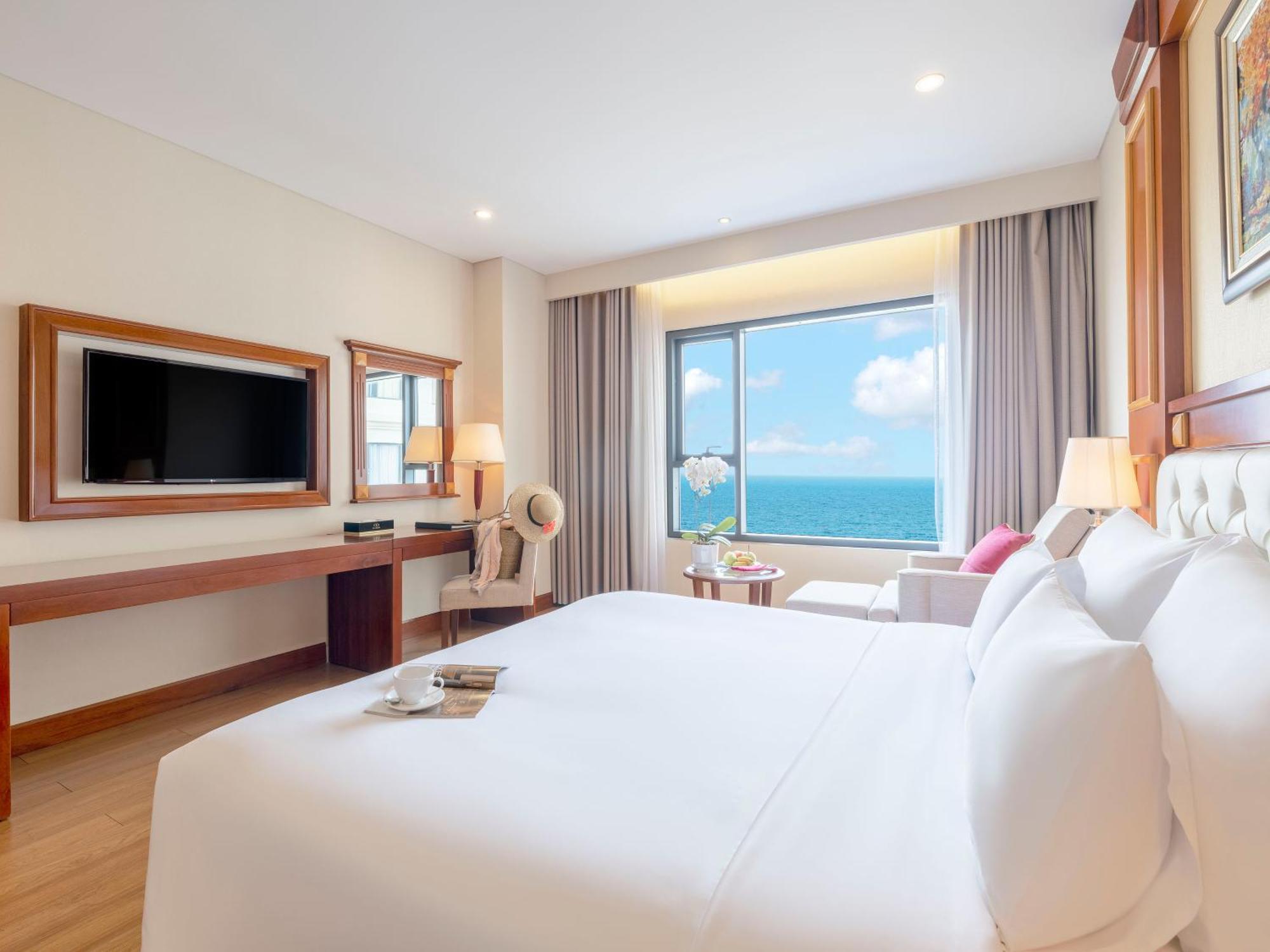 Deluxe Double Room with Sea View