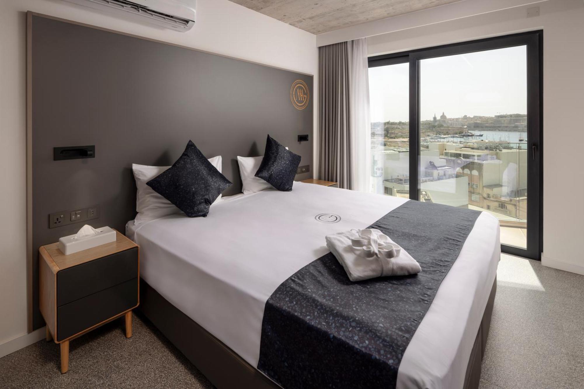 Family Suite with Harbour View