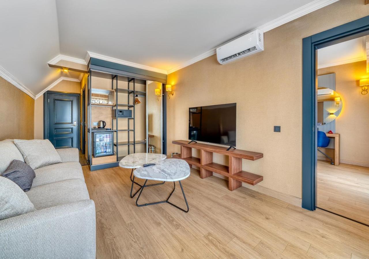 11 Connection Room Sea View