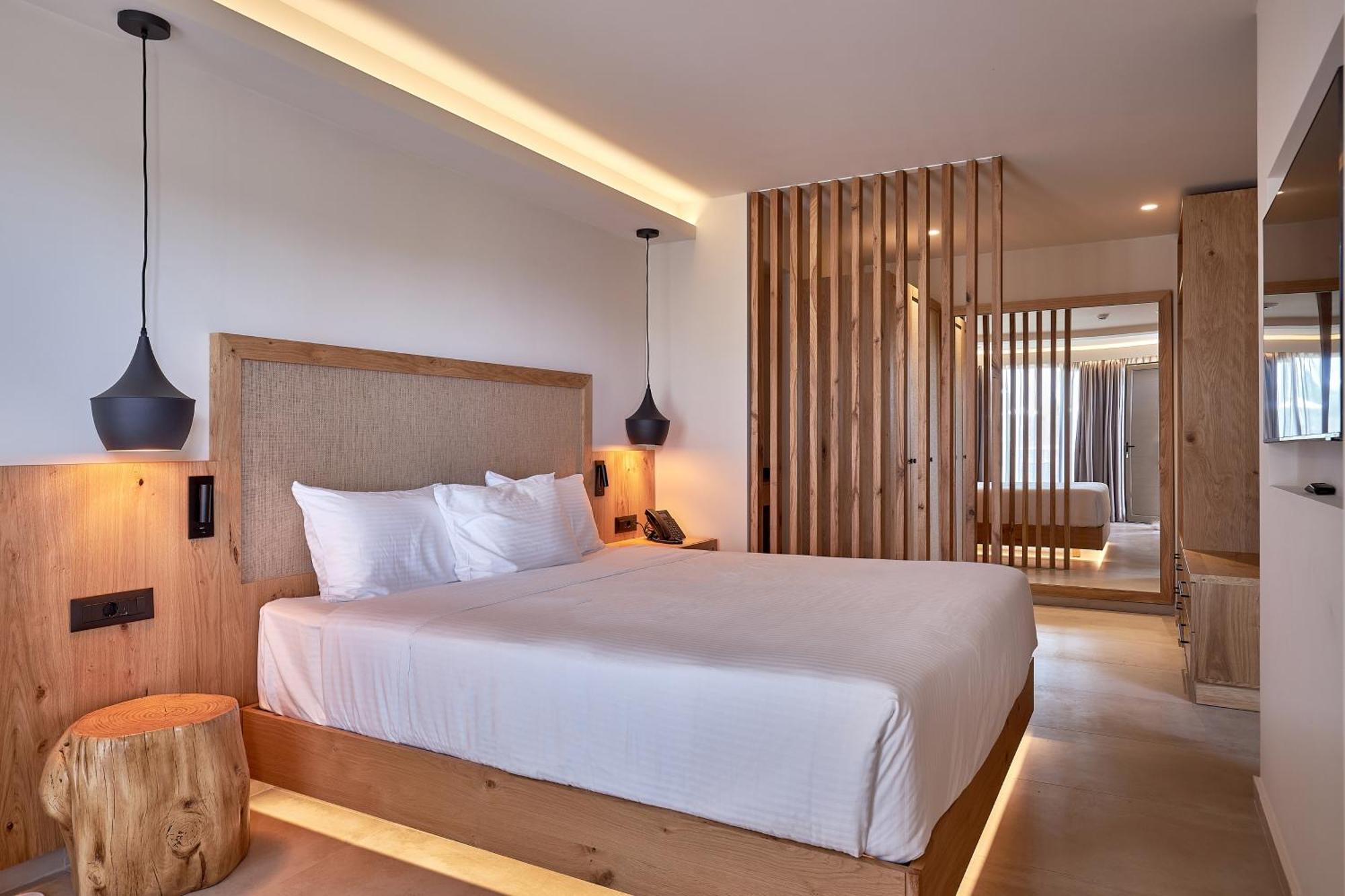 Premium Double Room,1550854519:JPEG