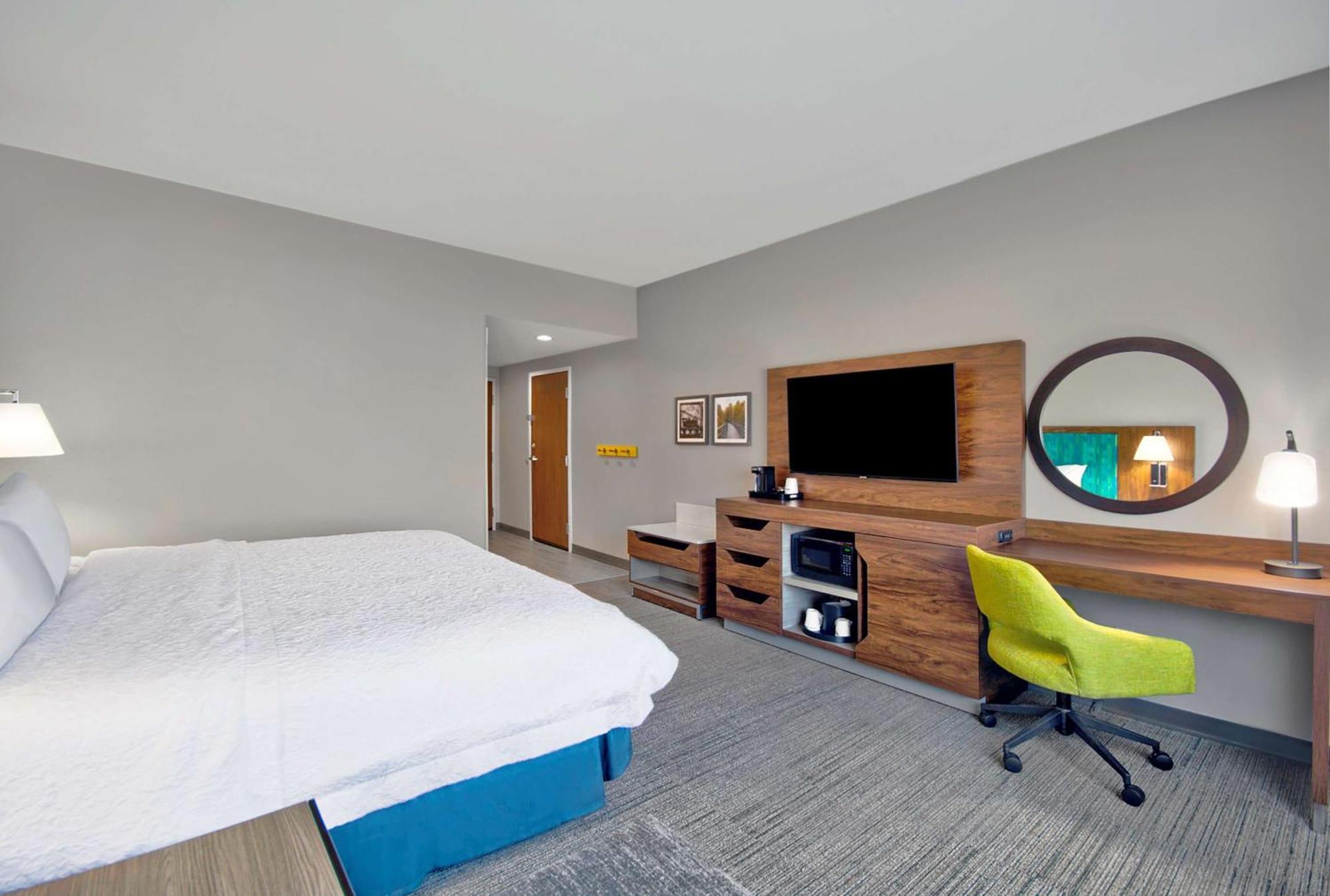 King Room - Mobility Access/Non-Smoking