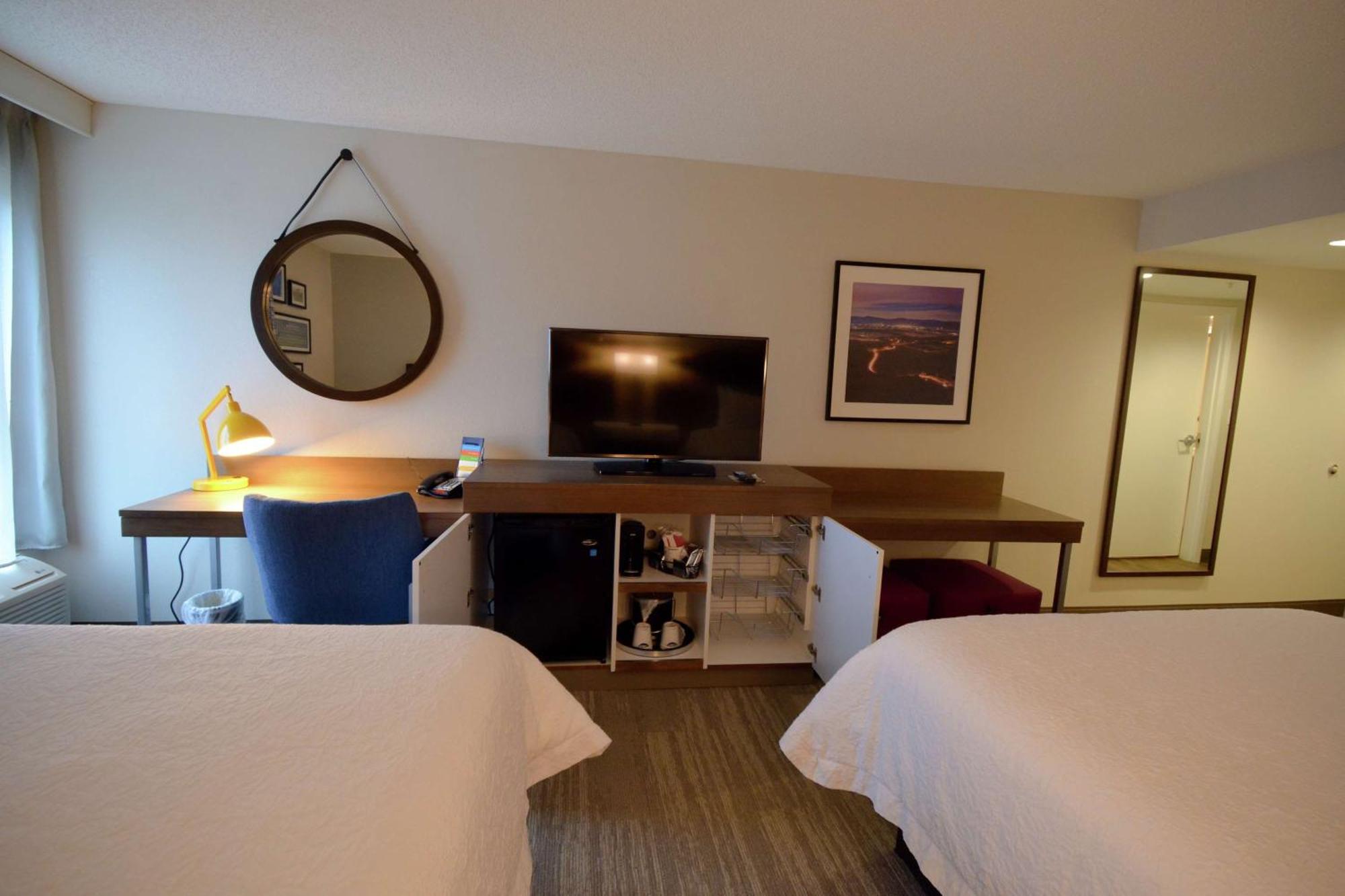 Room with Two Queen Beds - Non-Smoking