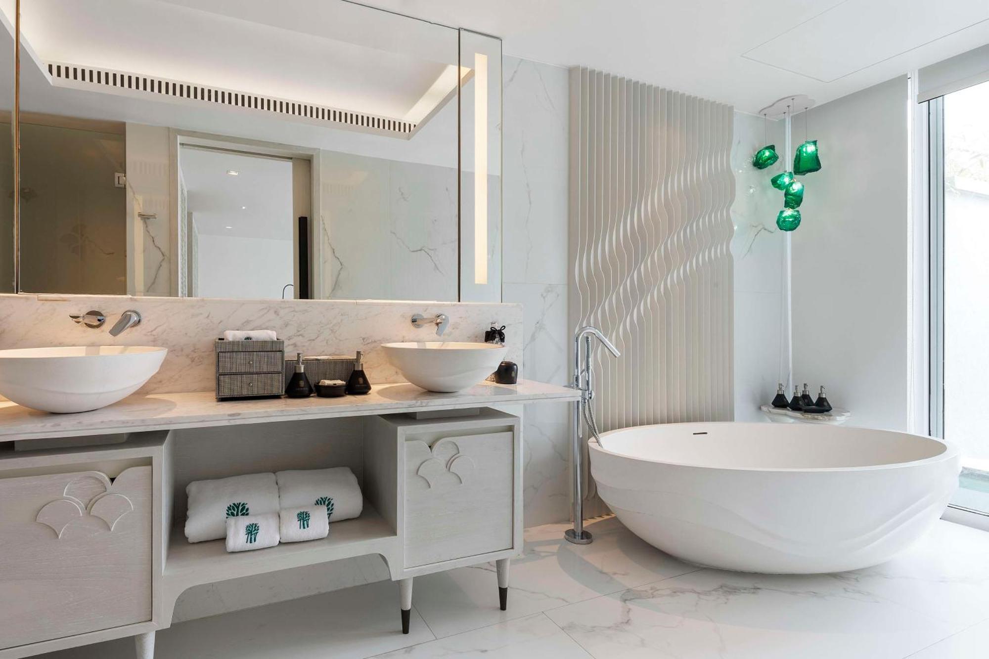 Premium Ocean Pool Suite Twin,1551534898:JPEG