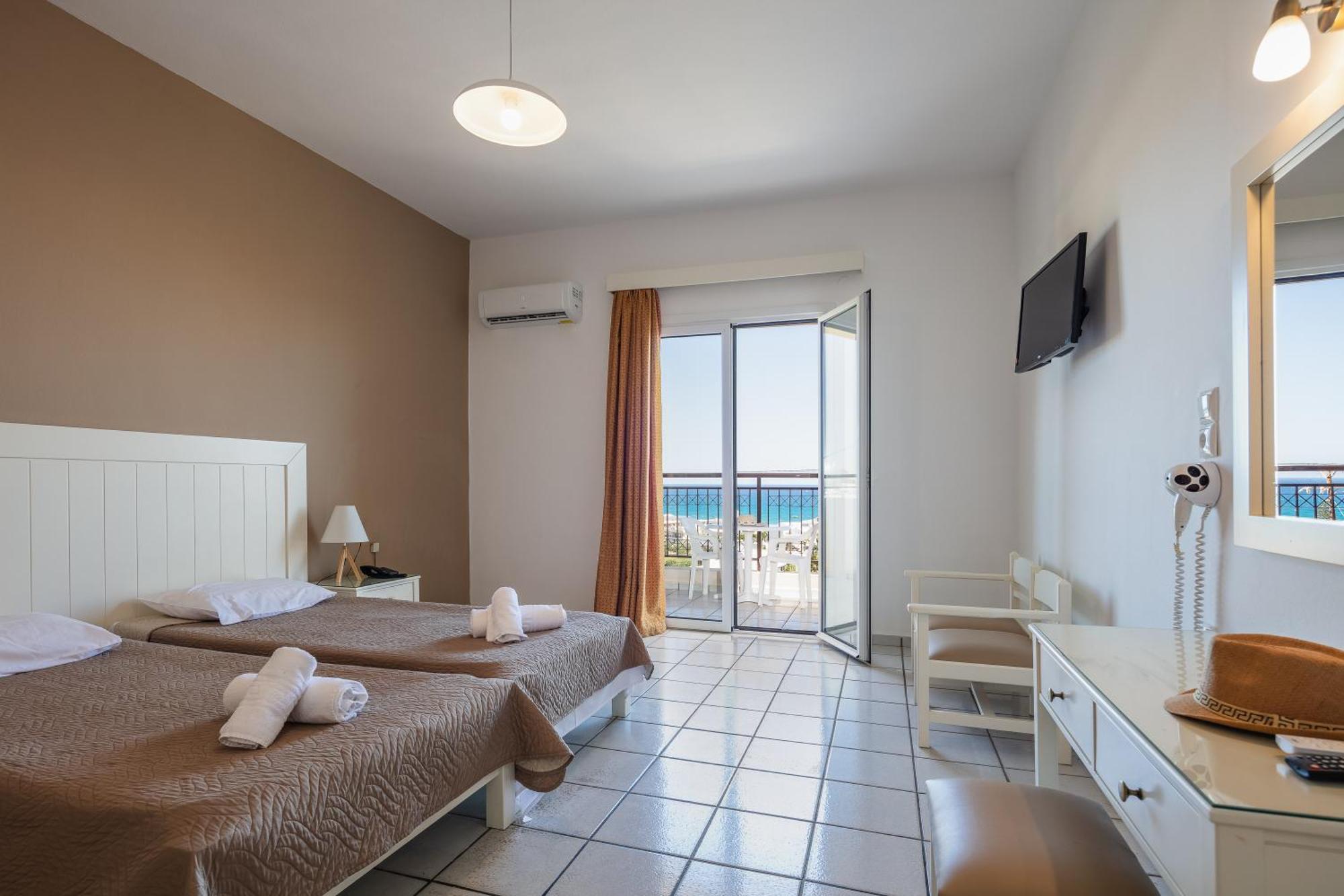 Triple Room Sea View,1552069897:JPEG