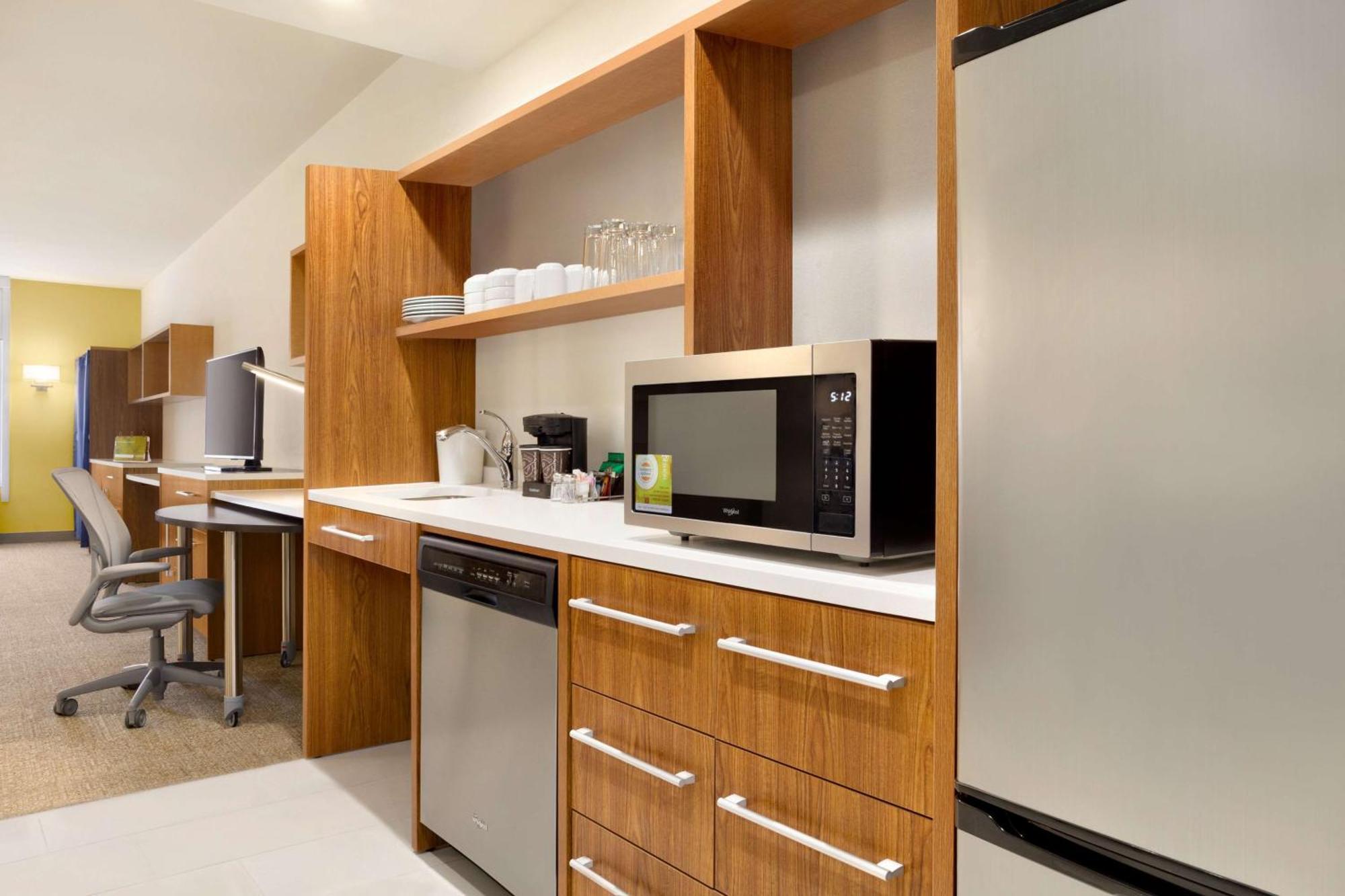 Studio Suite with Two Queen Beds - Hearing Access/Non-Smoking