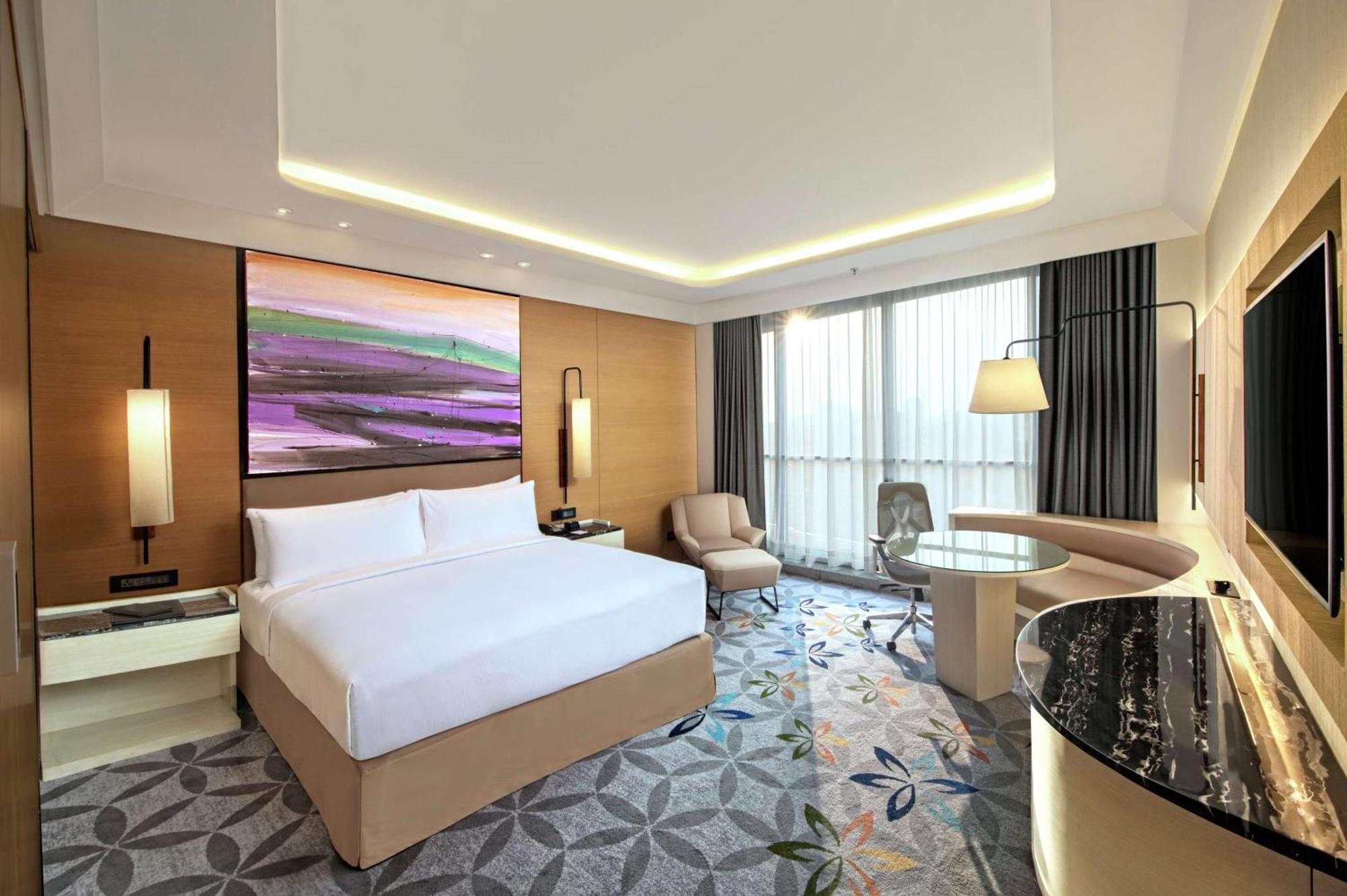 Executive King Room