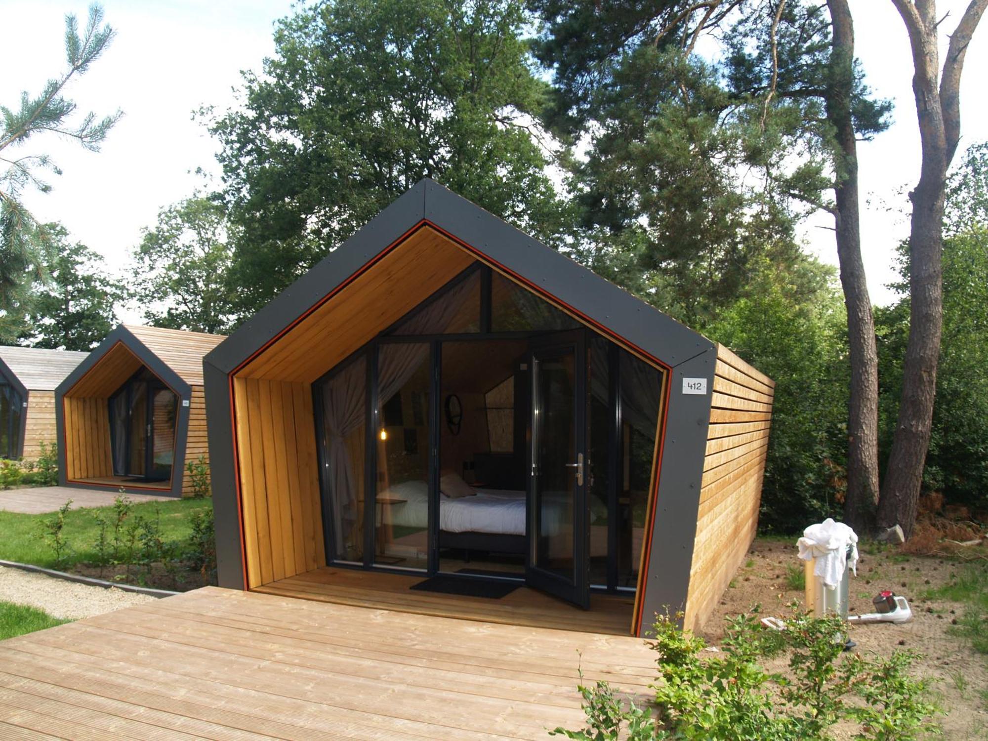 Holiday Home,1593946168:JPEG
