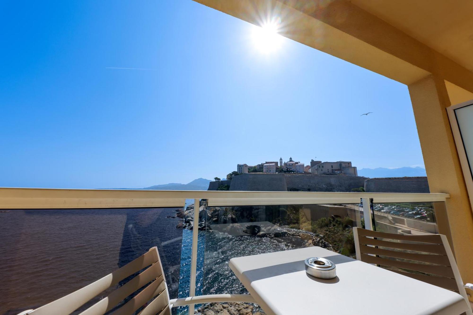 Chambre Double Standard - Vue Directe sur Mer